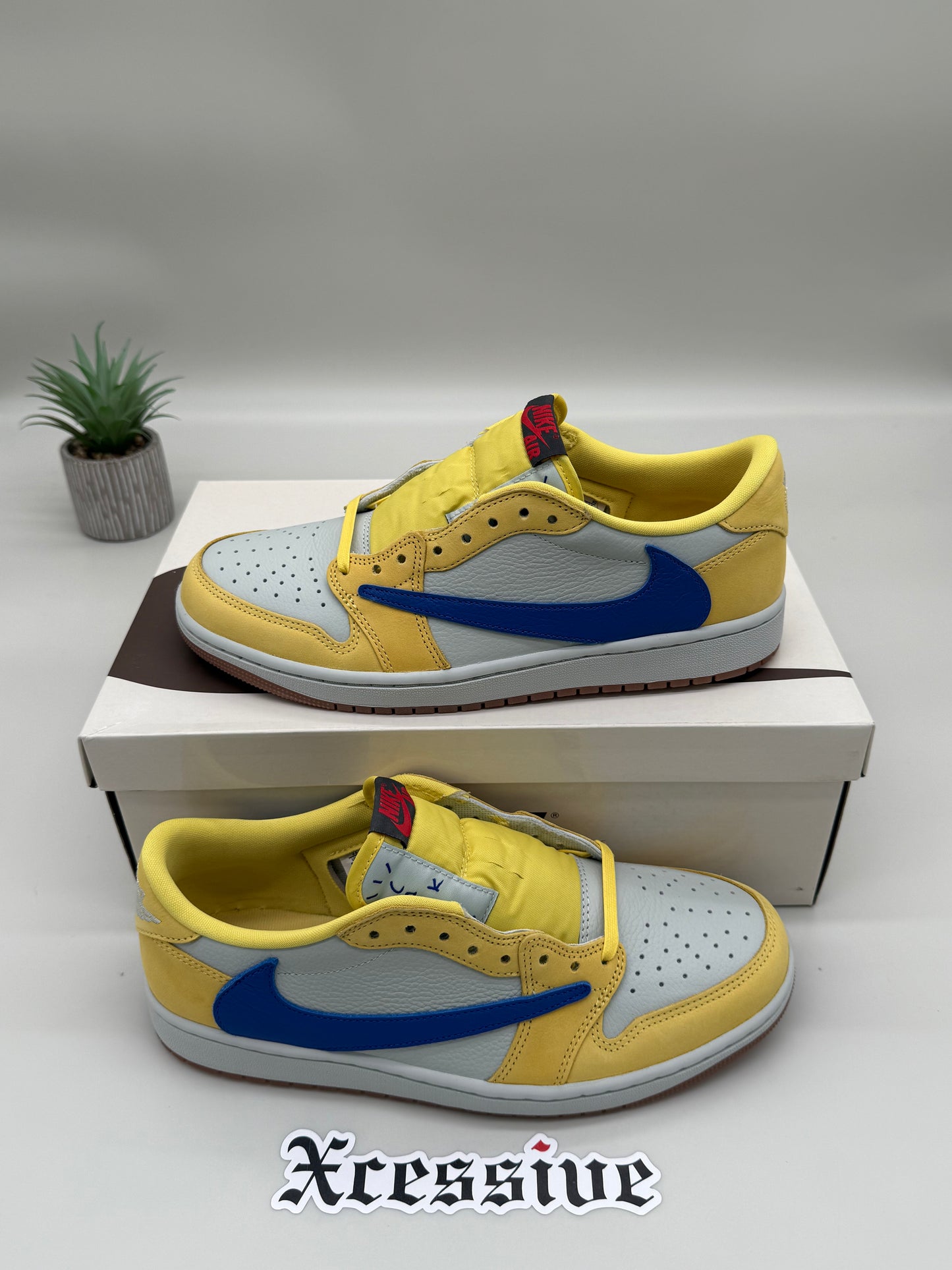 Jordan 1 Low Travis Scott Canary