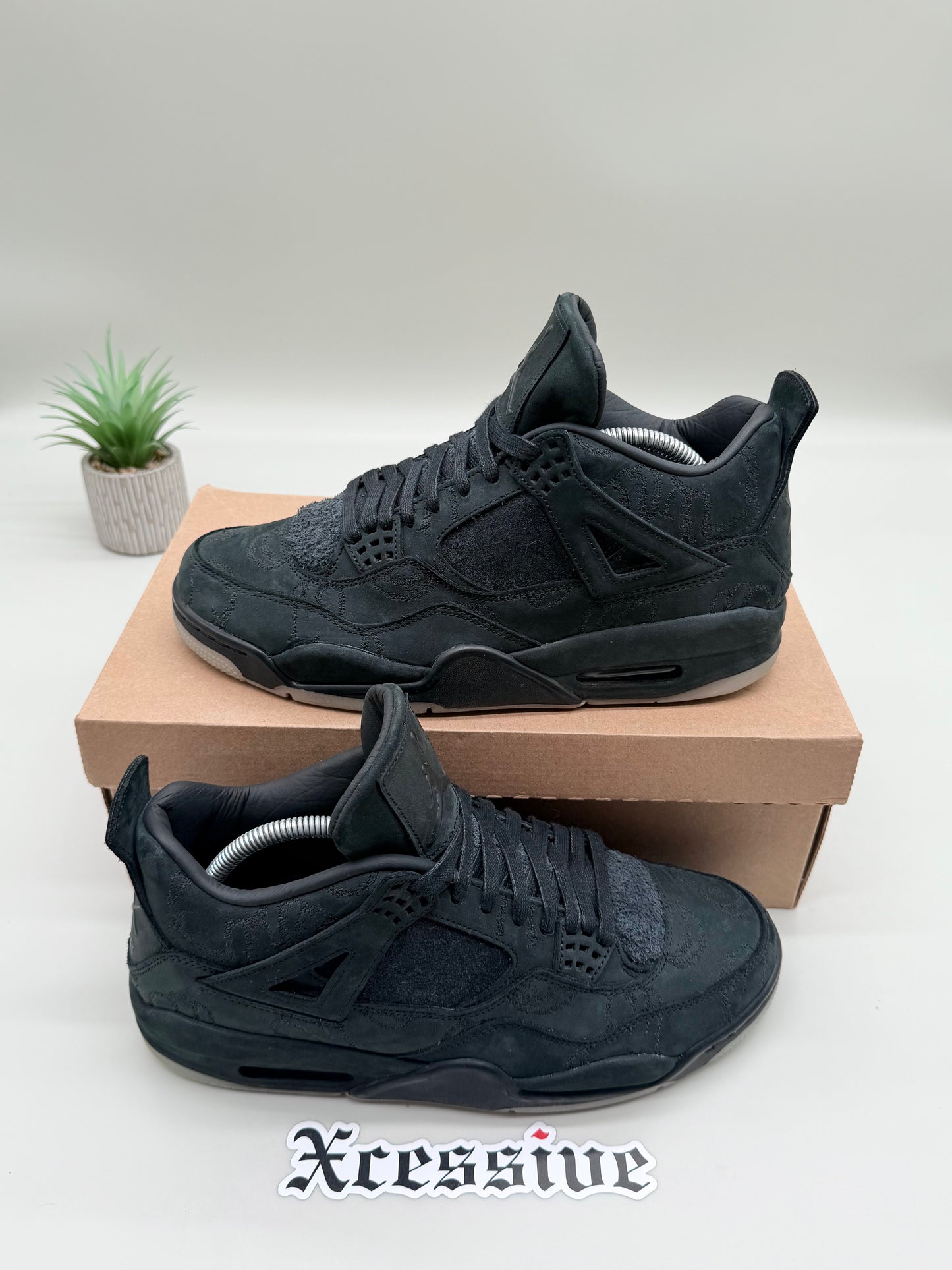 Jordan 4 KAWS Black