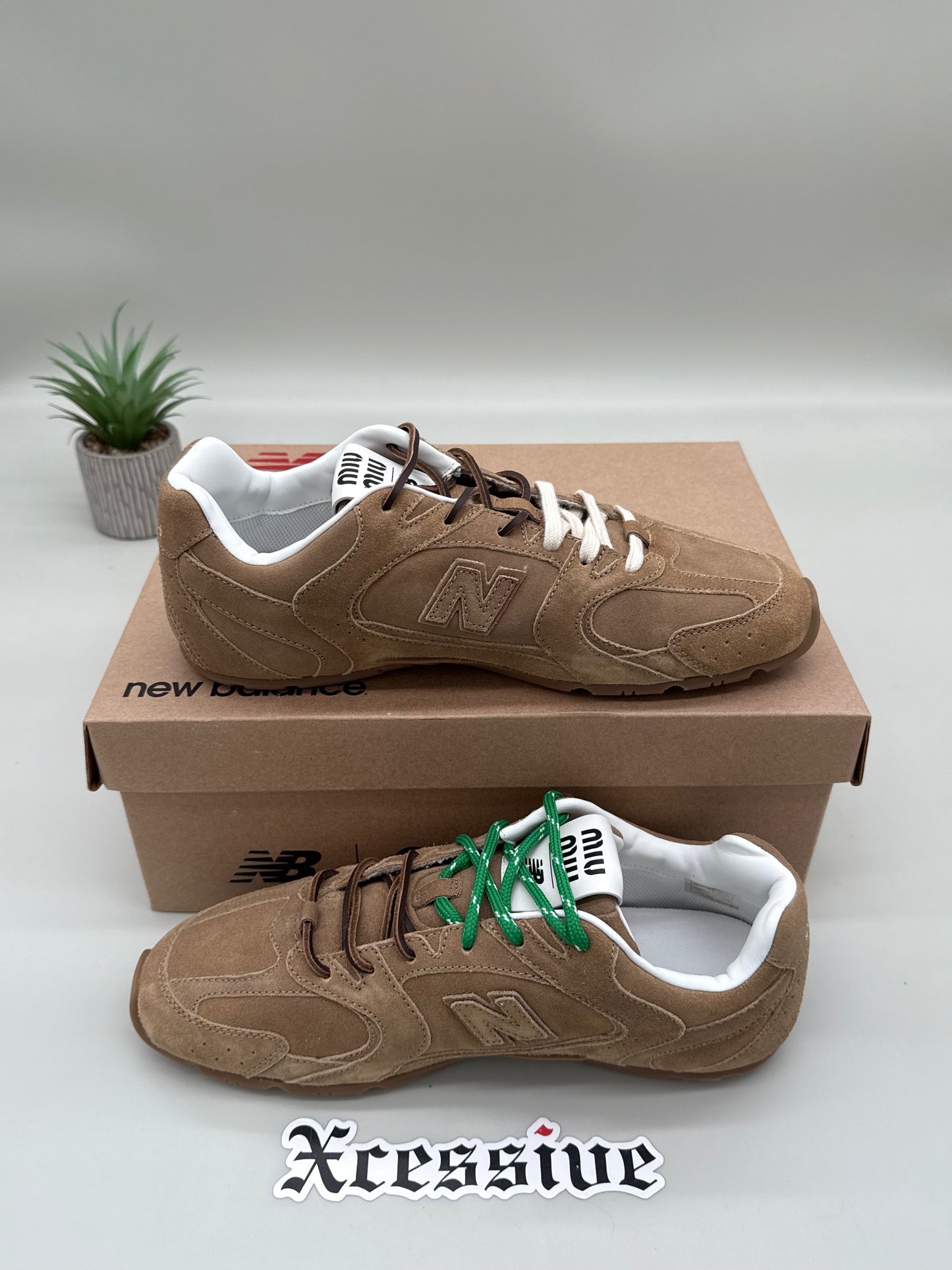New Balance 530SL Miu Miu Ecru