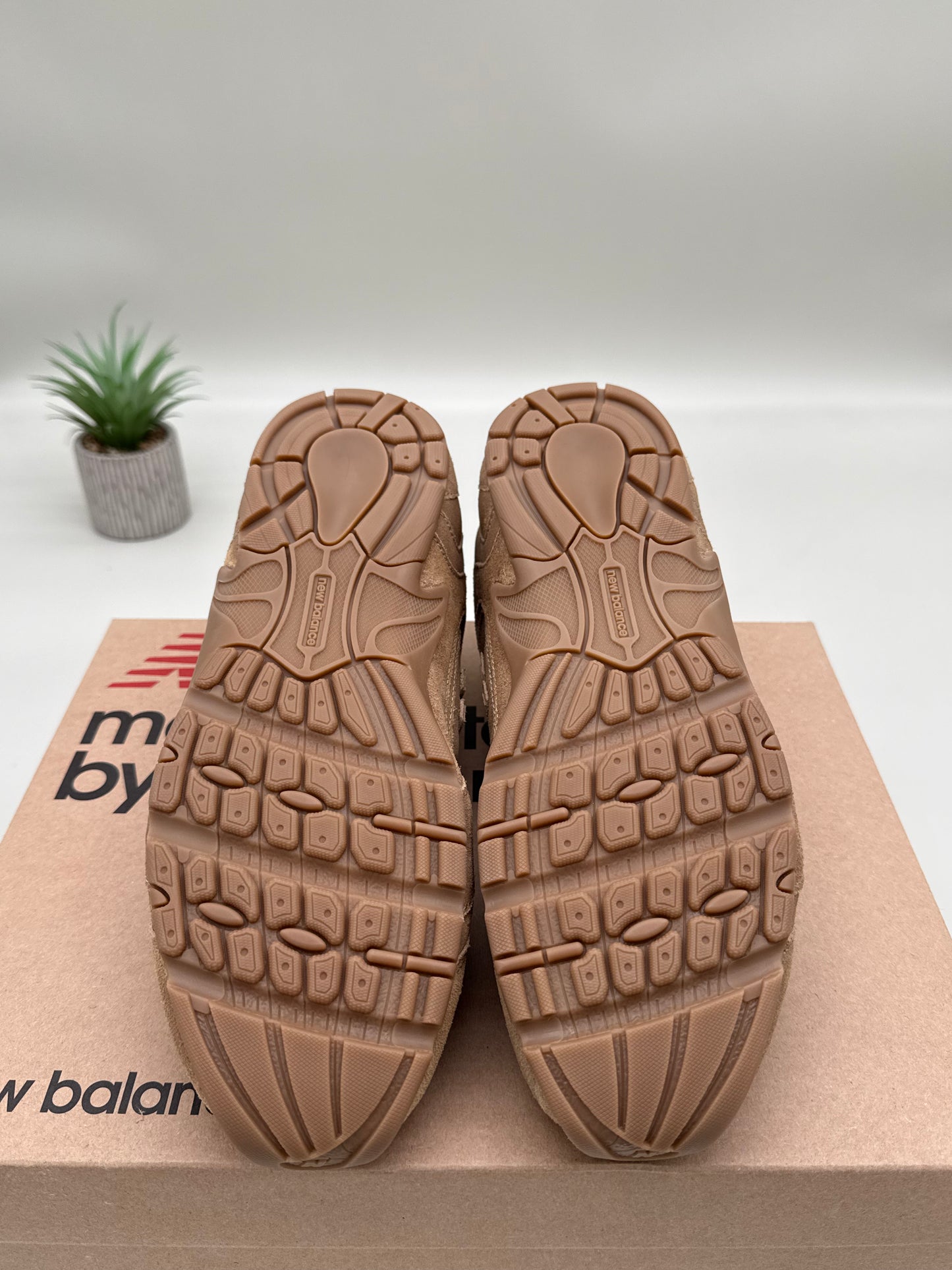 New Balance 530SL Miu Miu Ecru