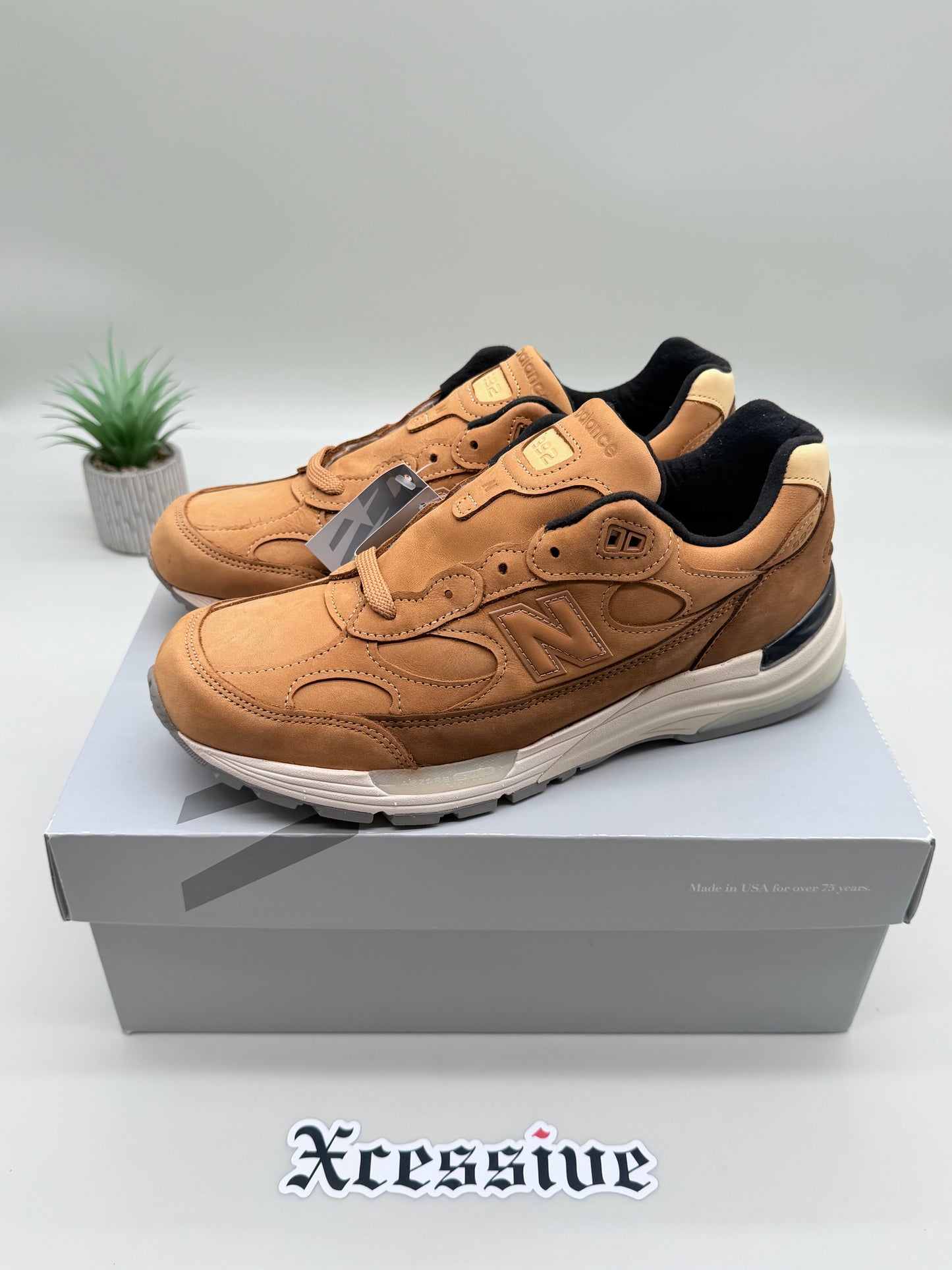 New Balance 992 Wheat