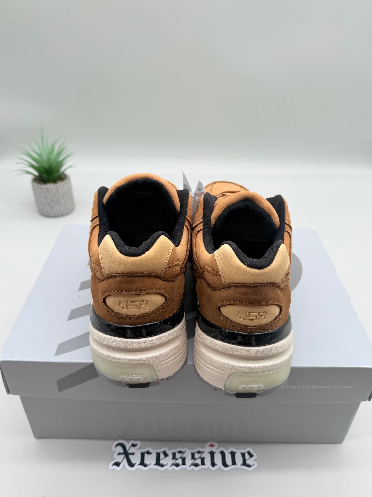New Balance 992 Wheat