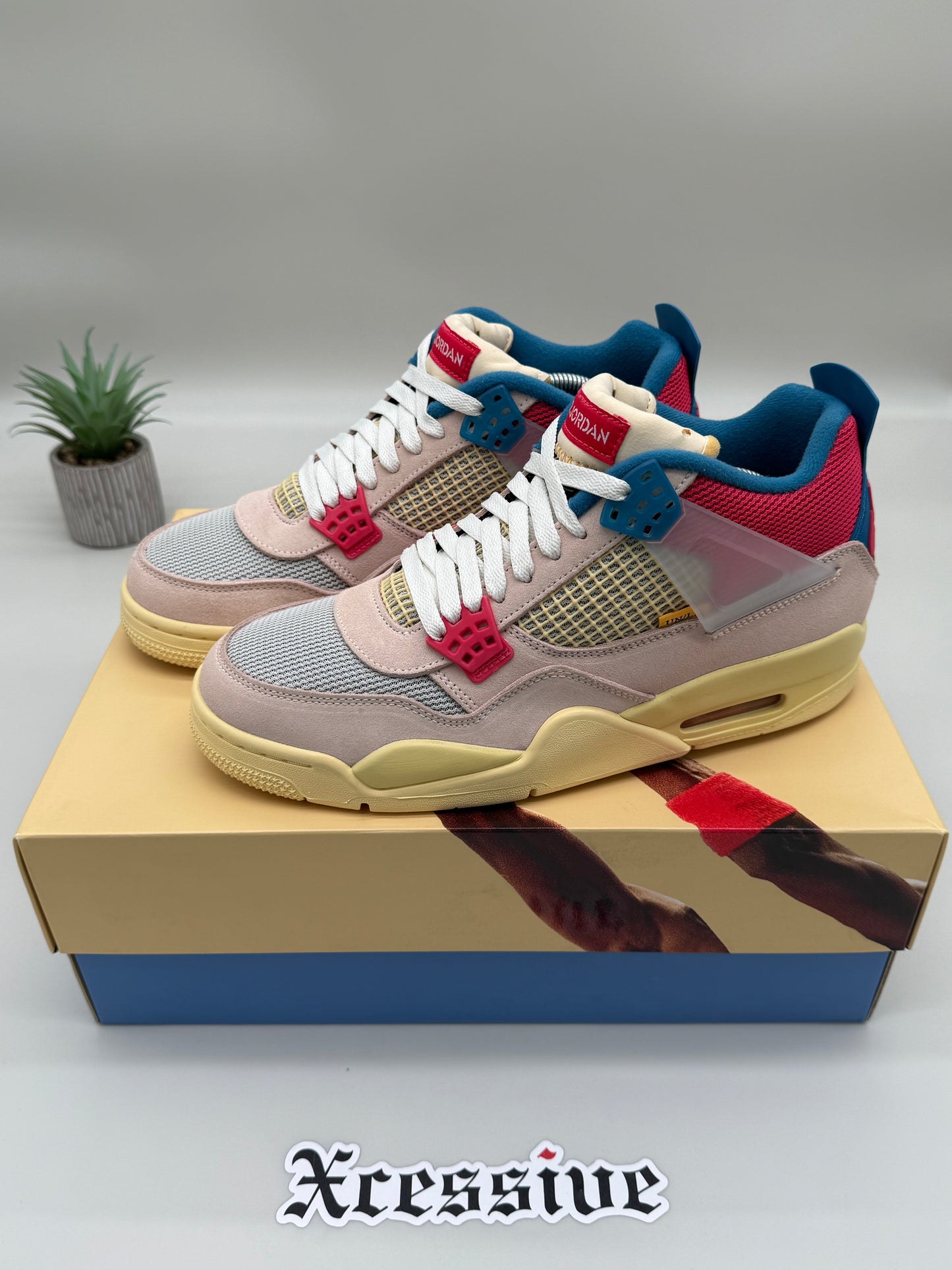 Jordan 4 Union Guava