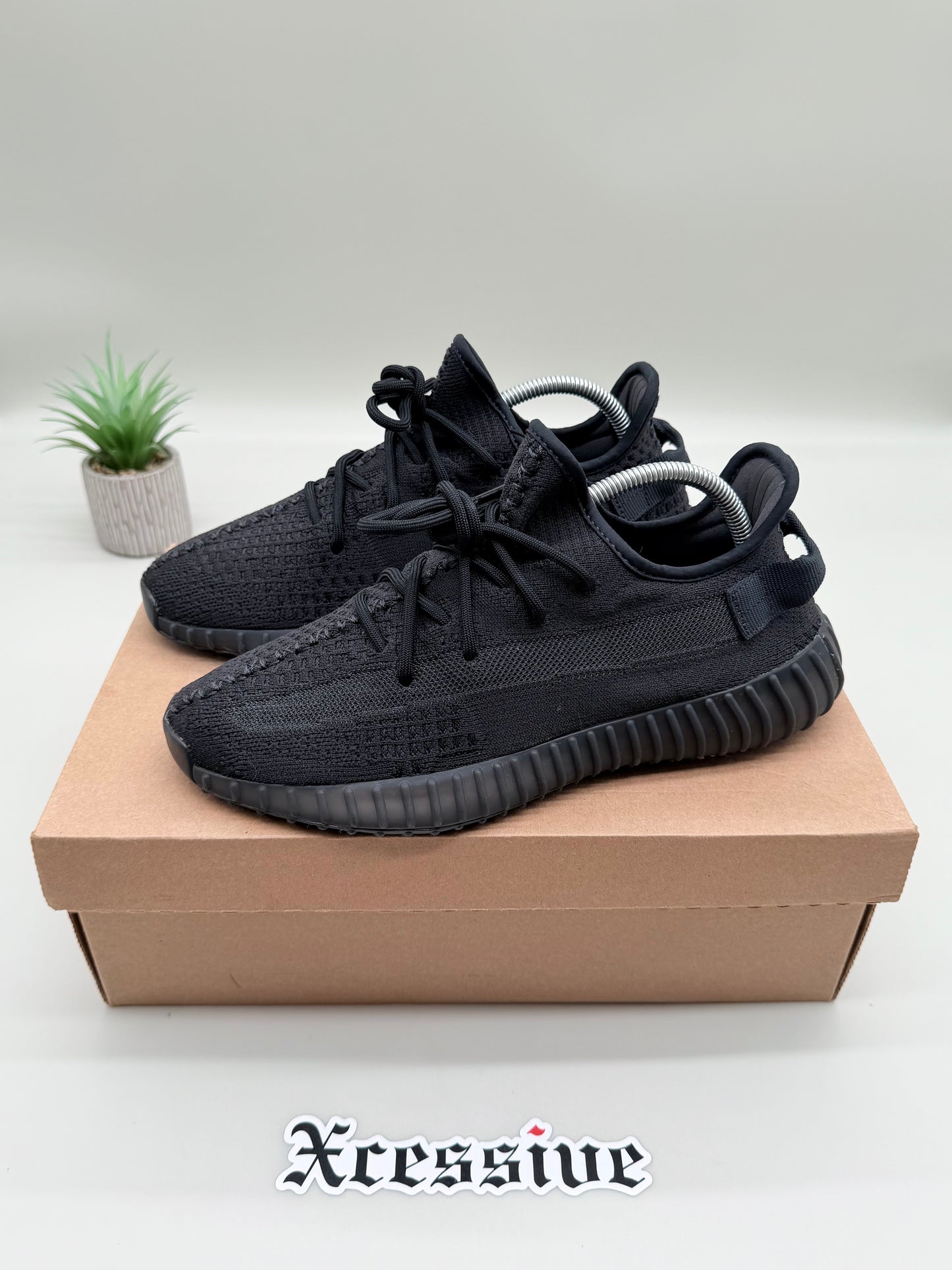 adidas Yeezy Boost 350 V2 Onyx