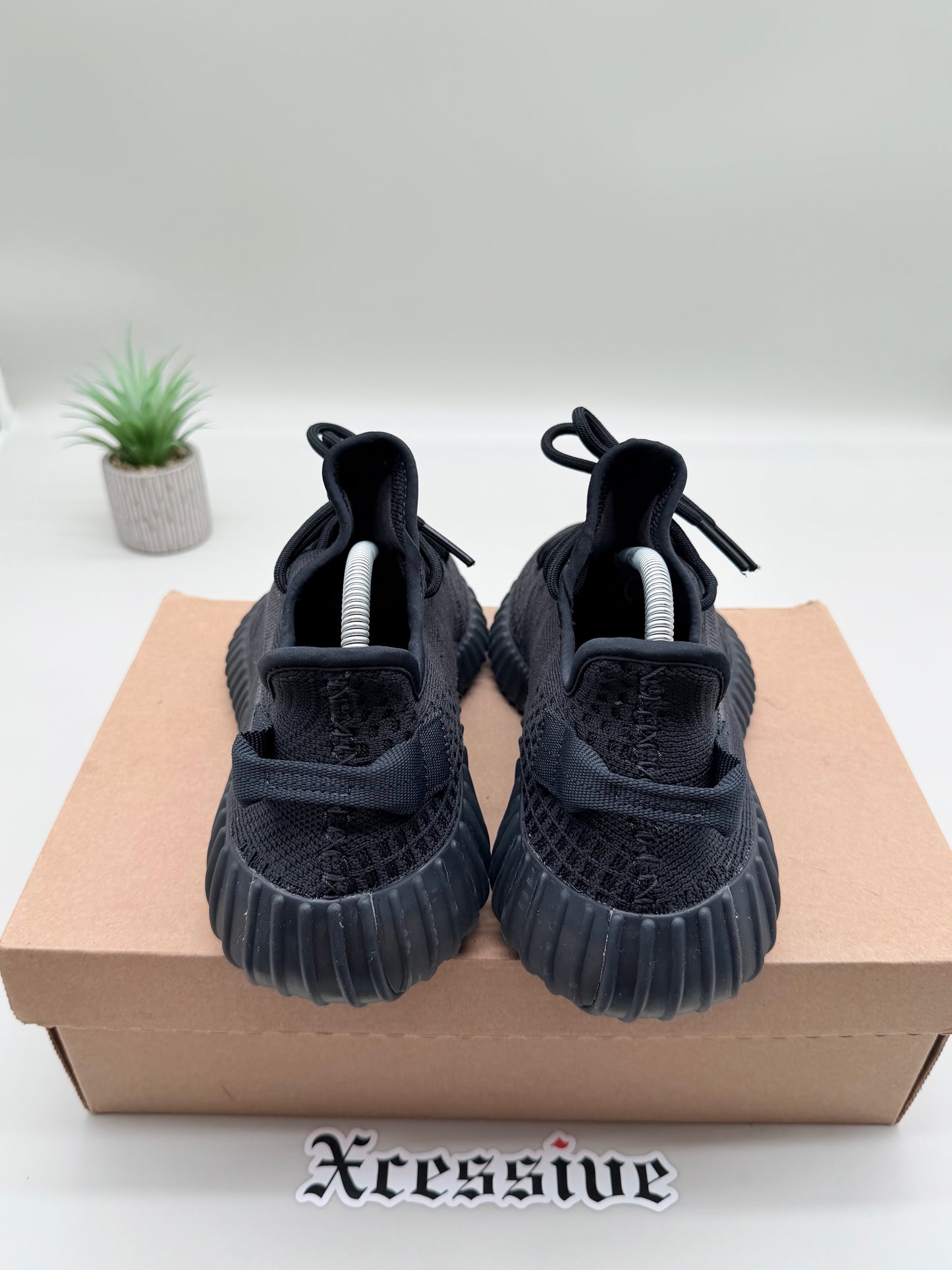adidas Yeezy Boost 350 V2 Onyx