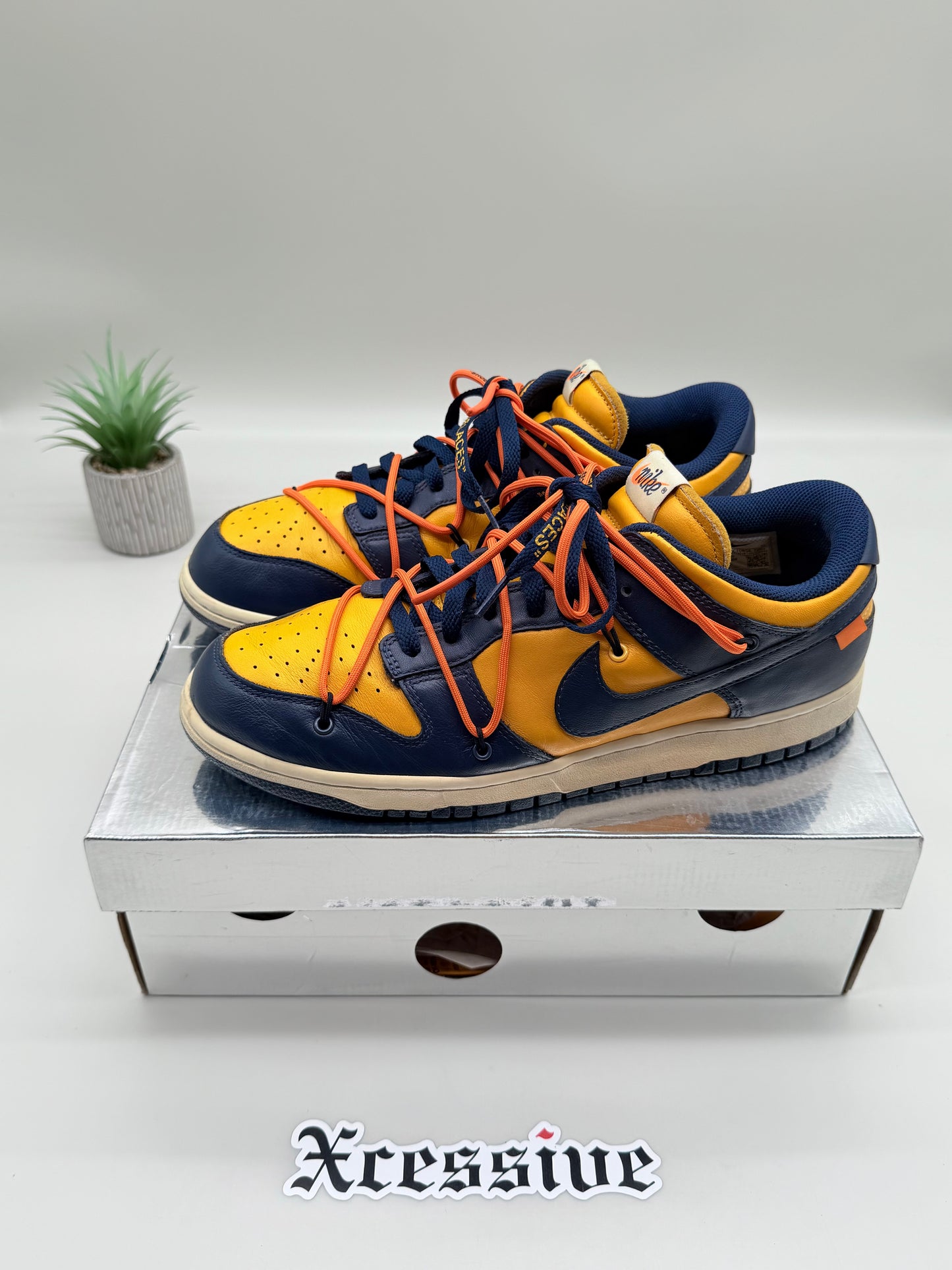 Off-White Nike Dunk Low University Gold