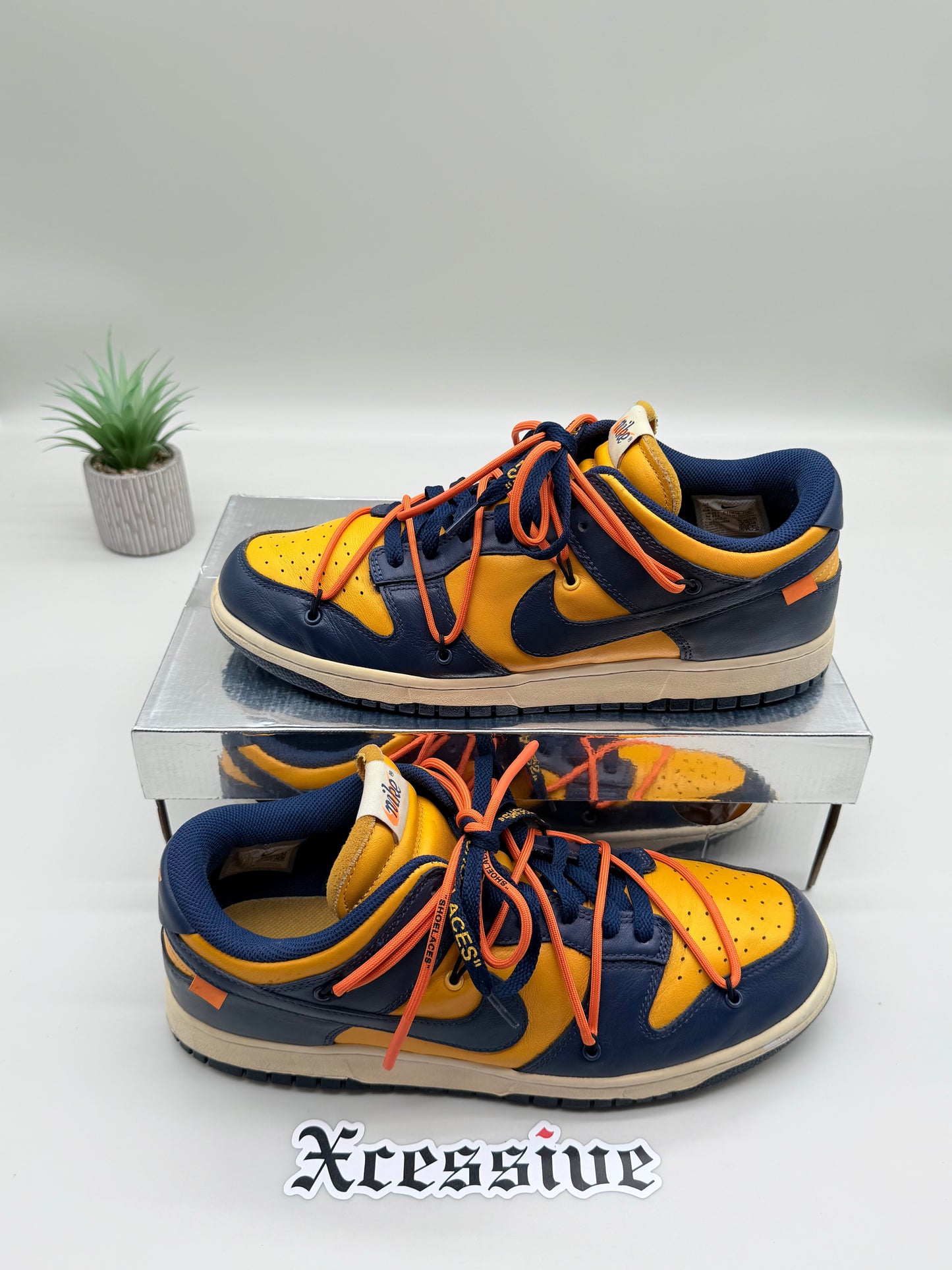 Off-White Nike Dunk Low University Gold