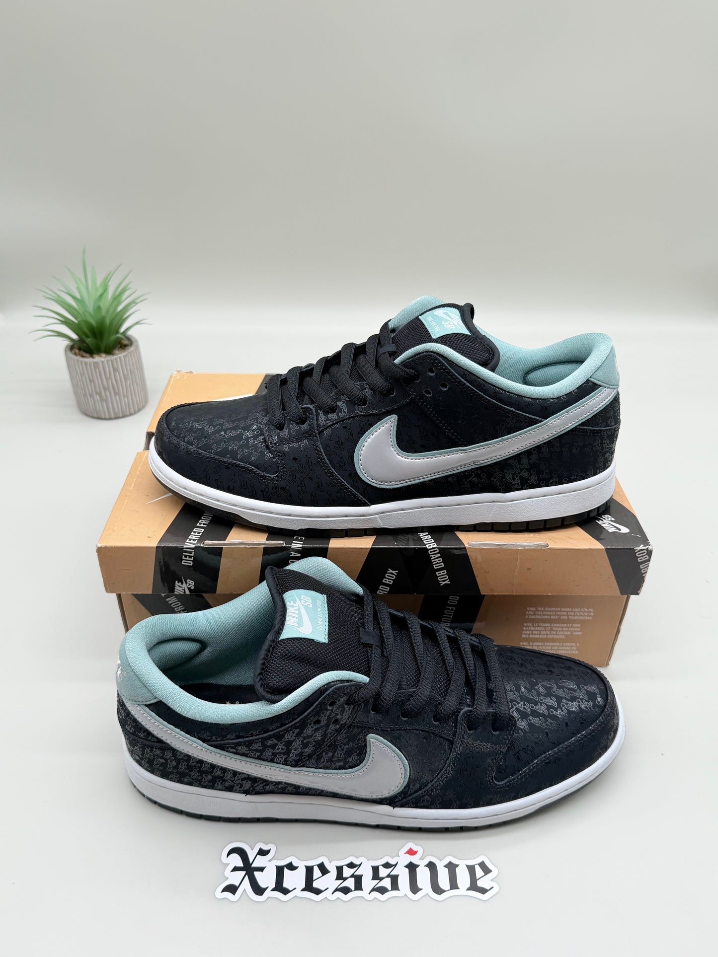 Nike SB Dunk Low SPOT x Lance Mountain