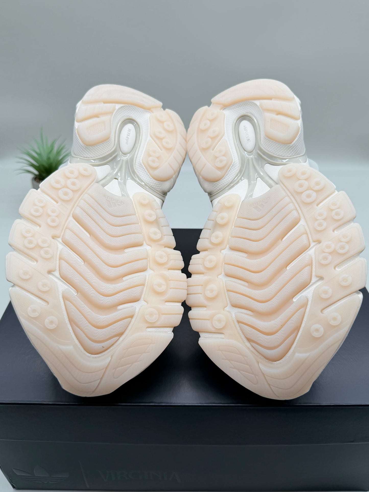 Adidas Adistar Jellyfish Pharrell Williams White