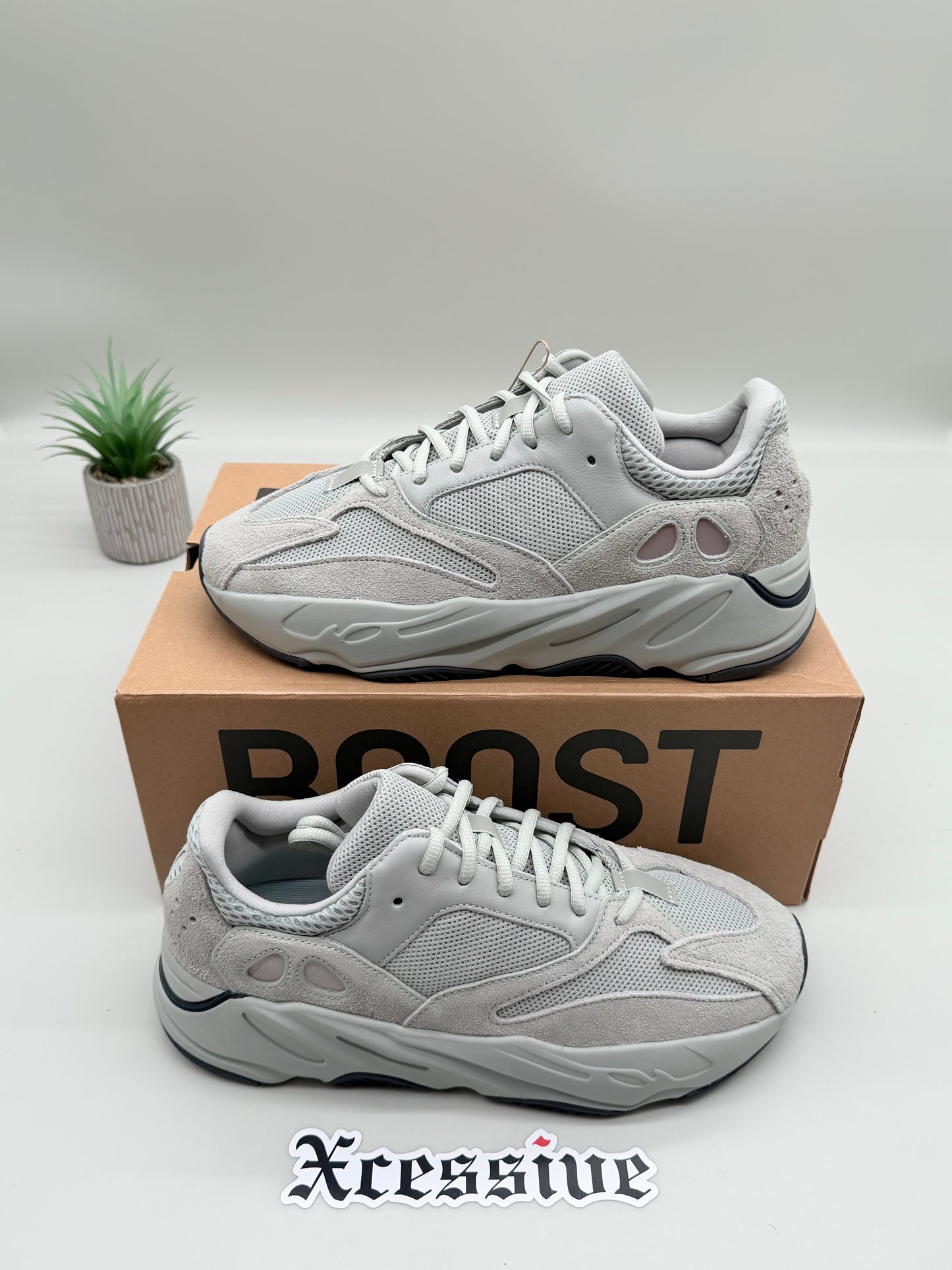 adidas Yeezy Boost 700 Salt