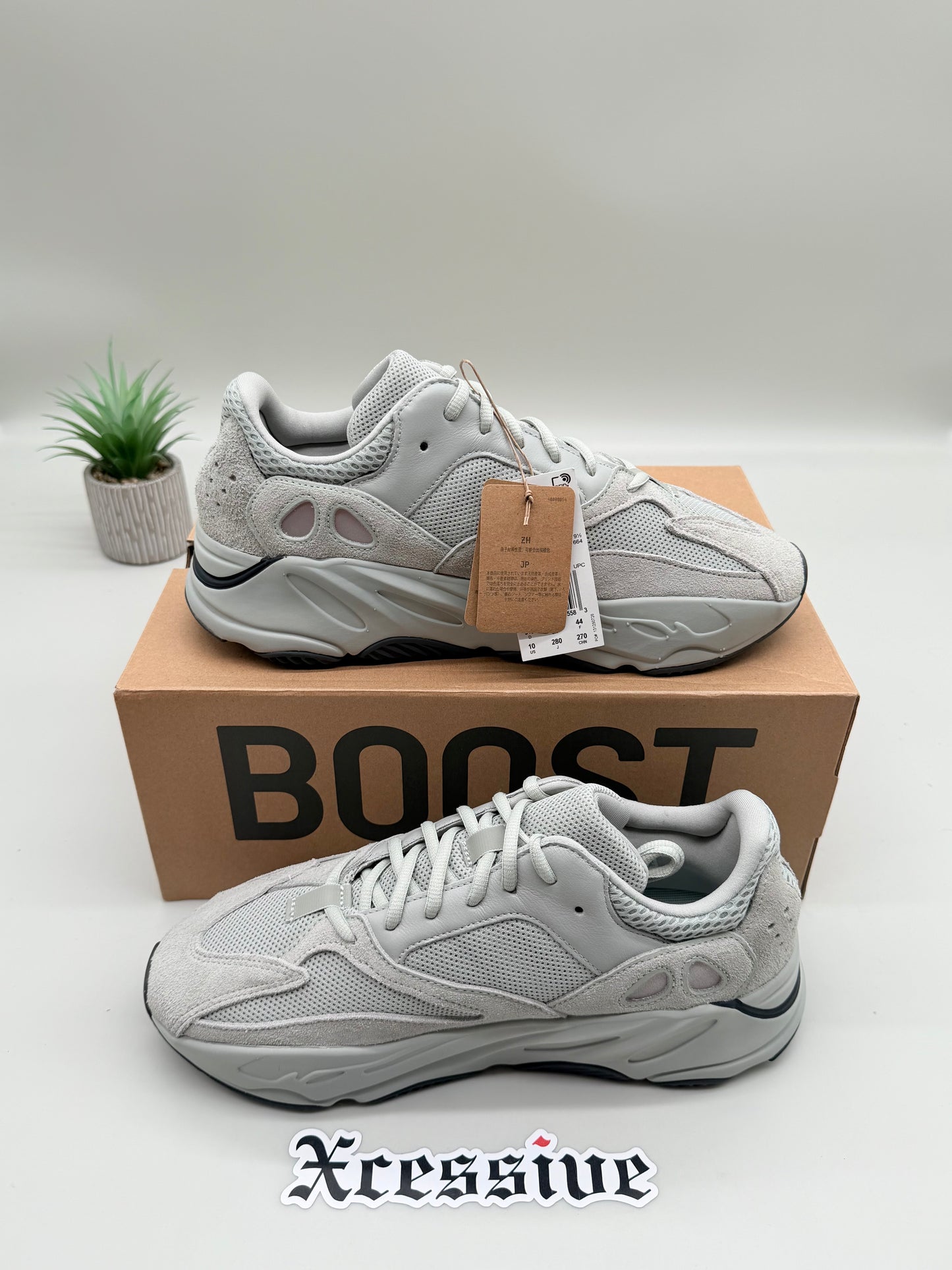 adidas Yeezy Boost 700 Salt