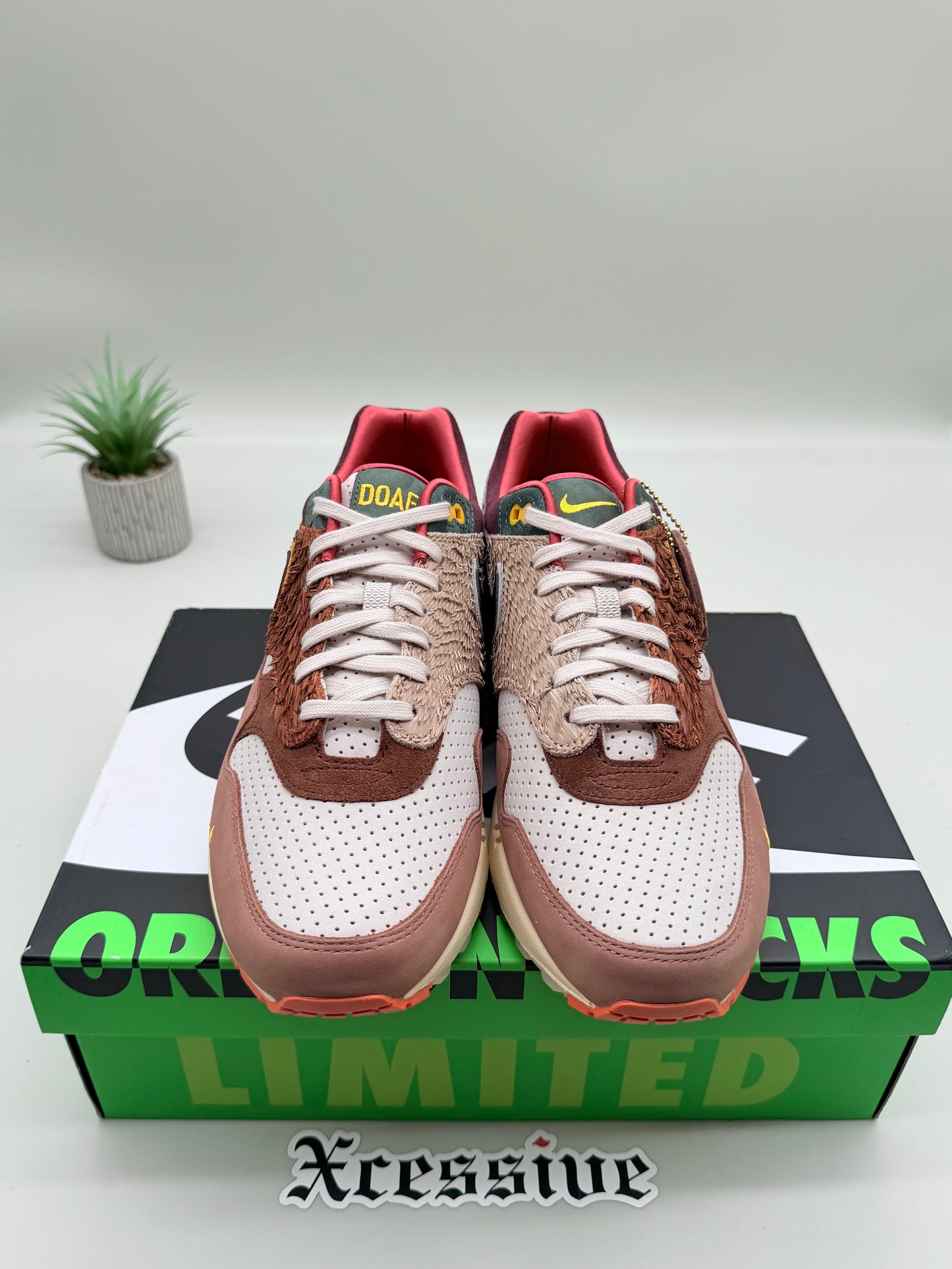 Nike Air Max 1 University of Oregon PE
