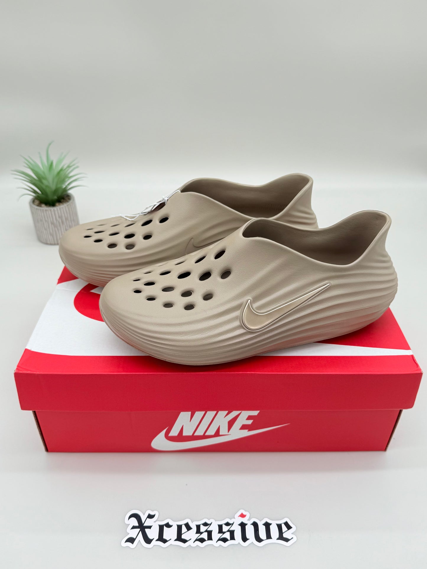 Nike ReactX Rejuven8 Khaki