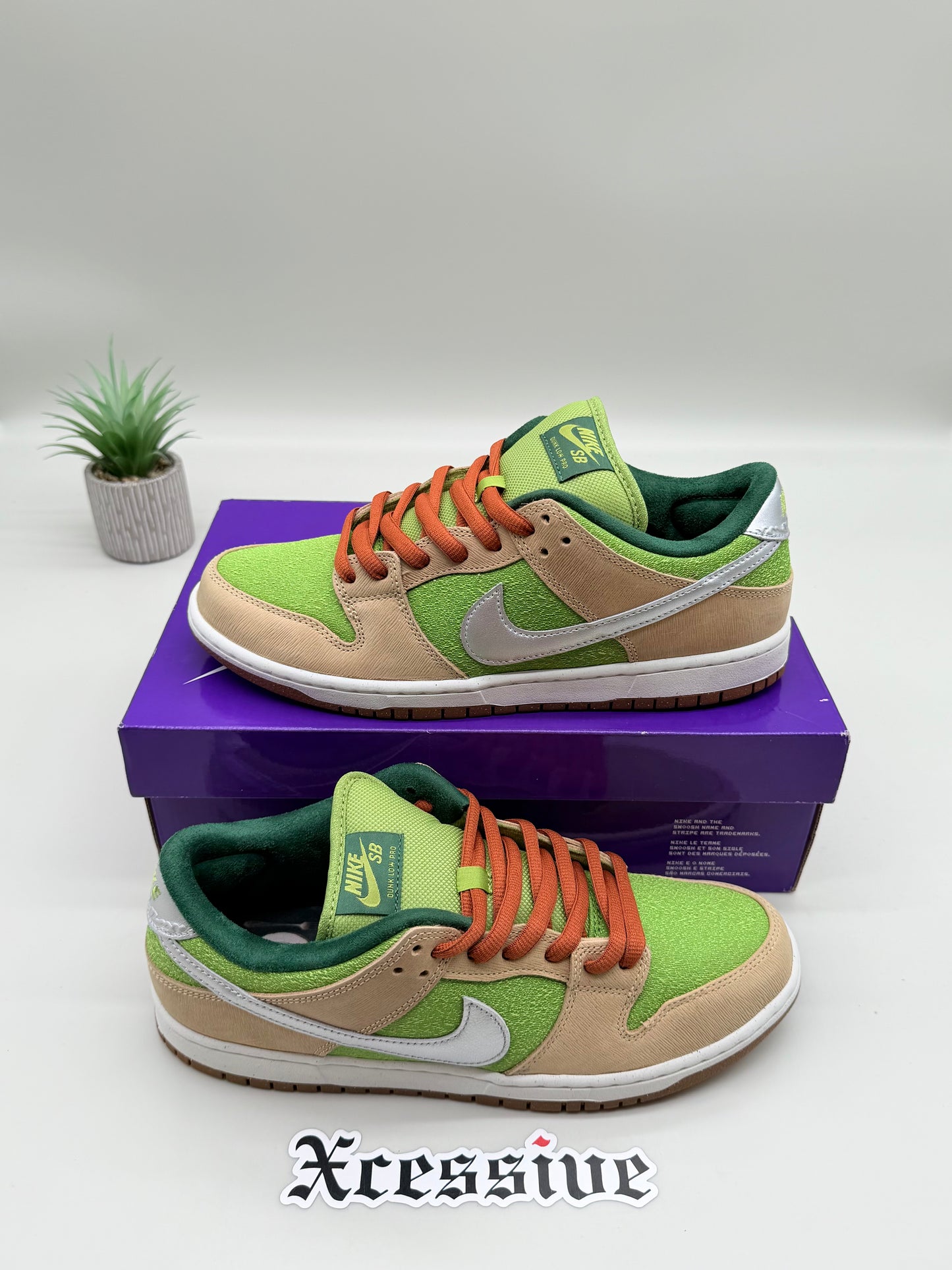 Nike SB Dunk Low Escargot