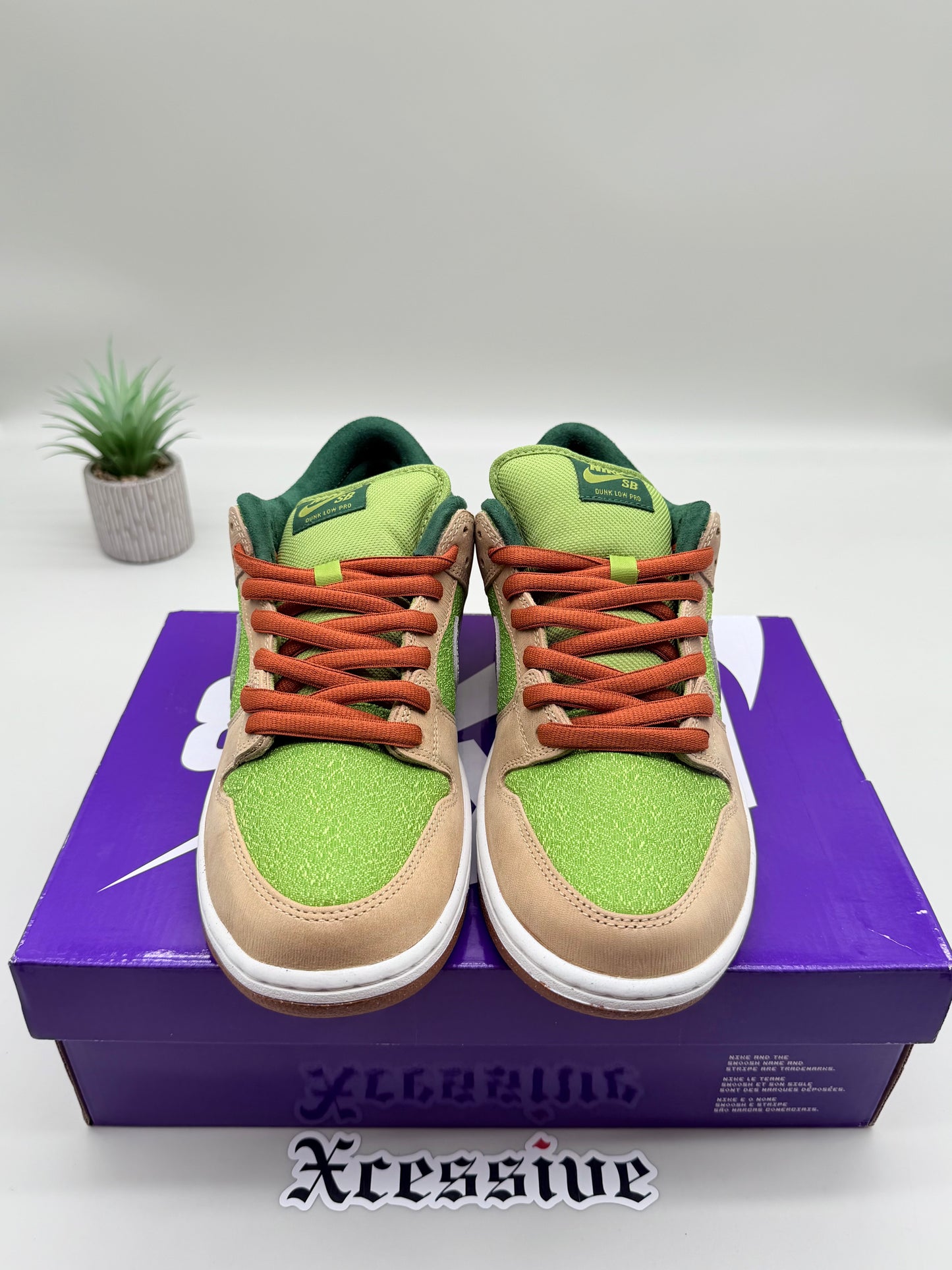 Nike SB Dunk Low Escargot