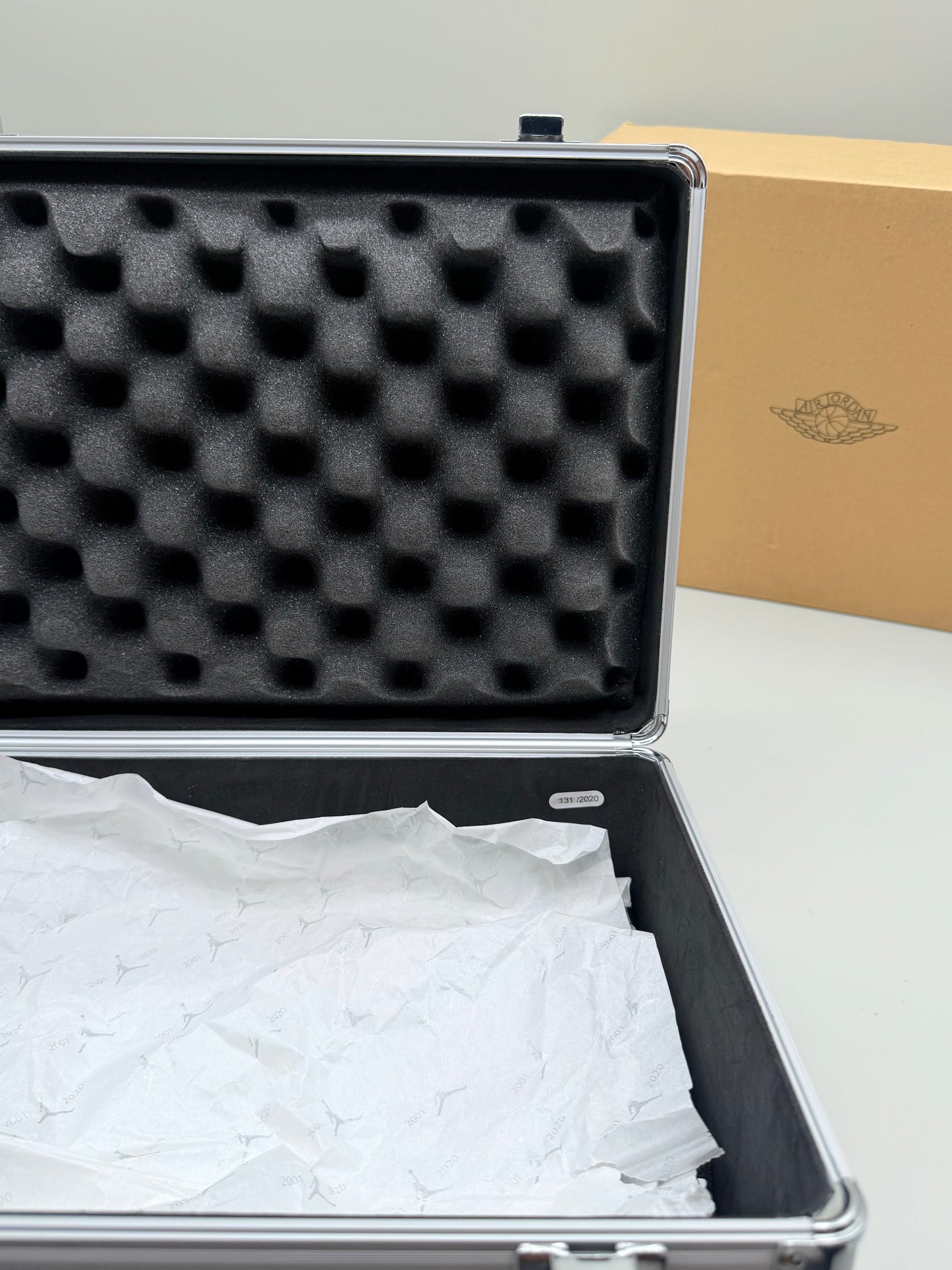 Jordan 1 Retro High CO.JP Midnight Navy Suitcase