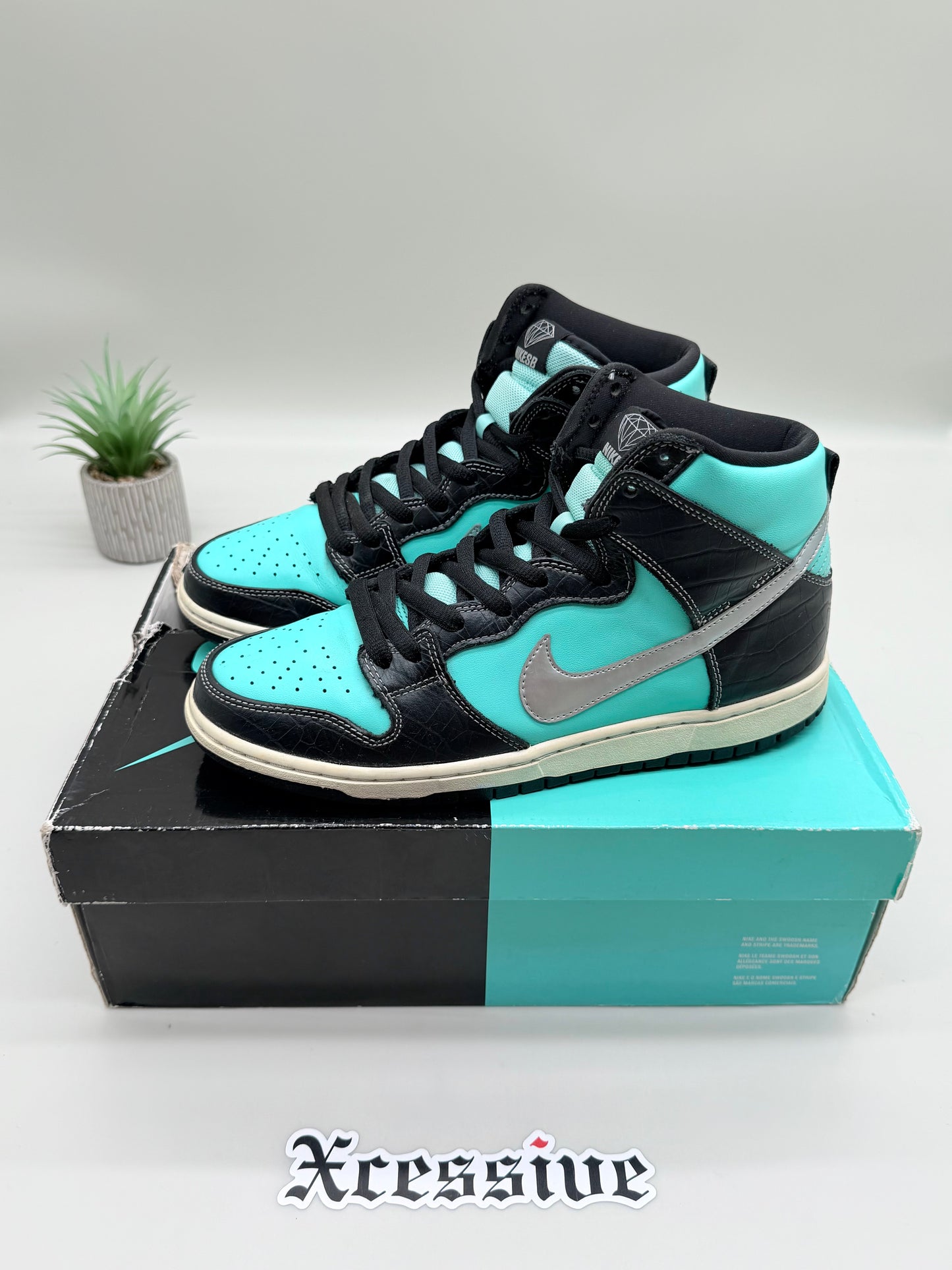Nike SB Dunk High Diamond Supply Co.