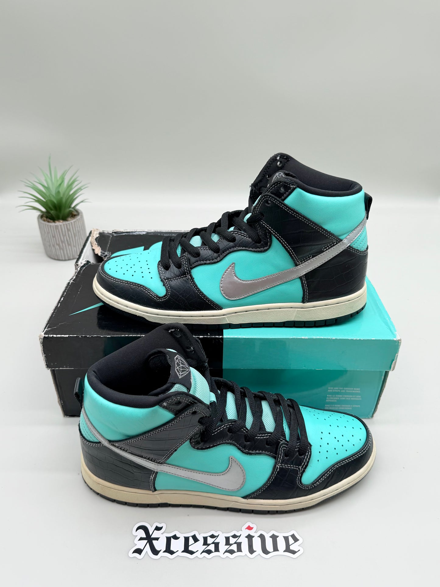Nike SB Dunk High Diamond Supply Co.