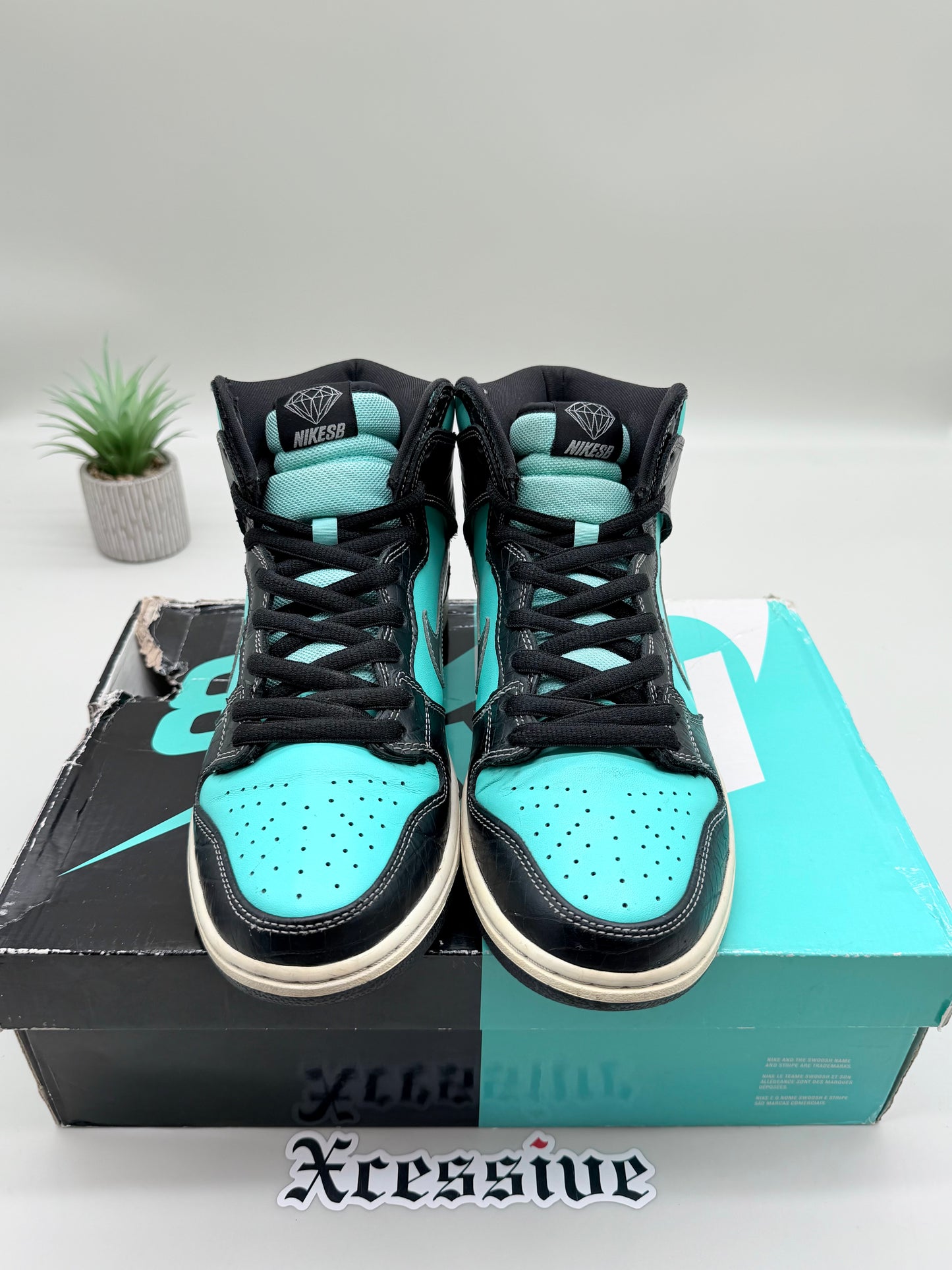Nike SB Dunk High Diamond Supply Co.
