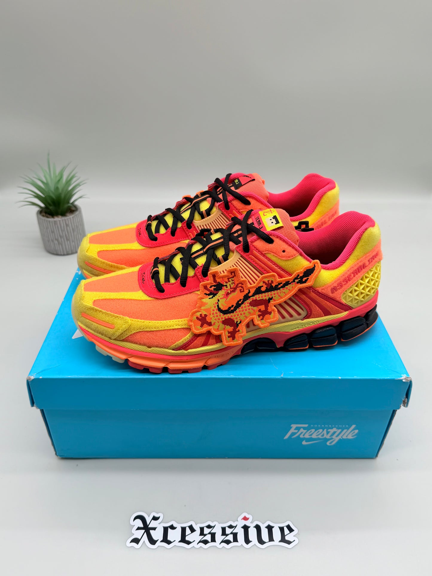 Nike Vomero 5 Doernbecher
