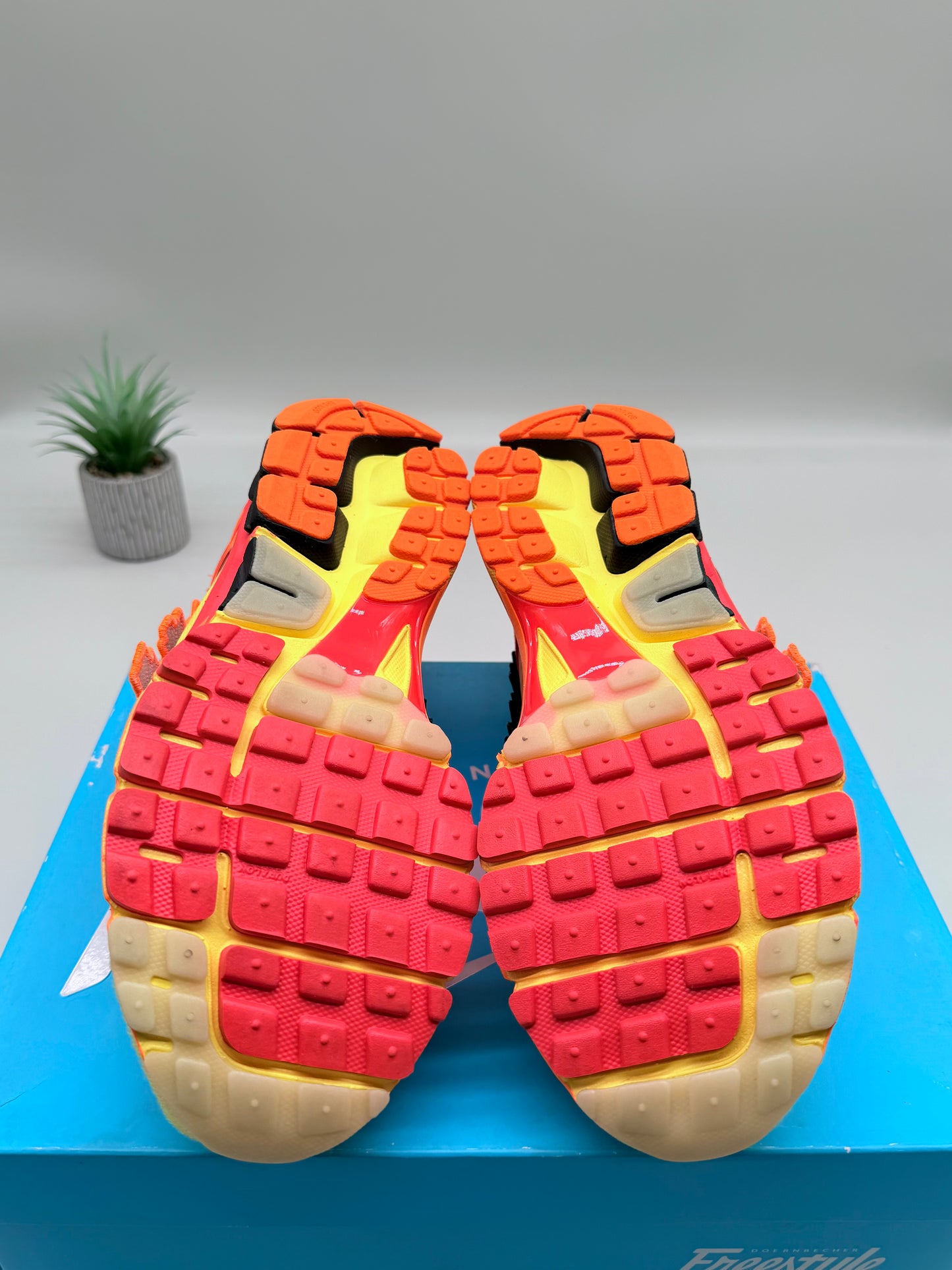 Nike Vomero 5 Doernbecher