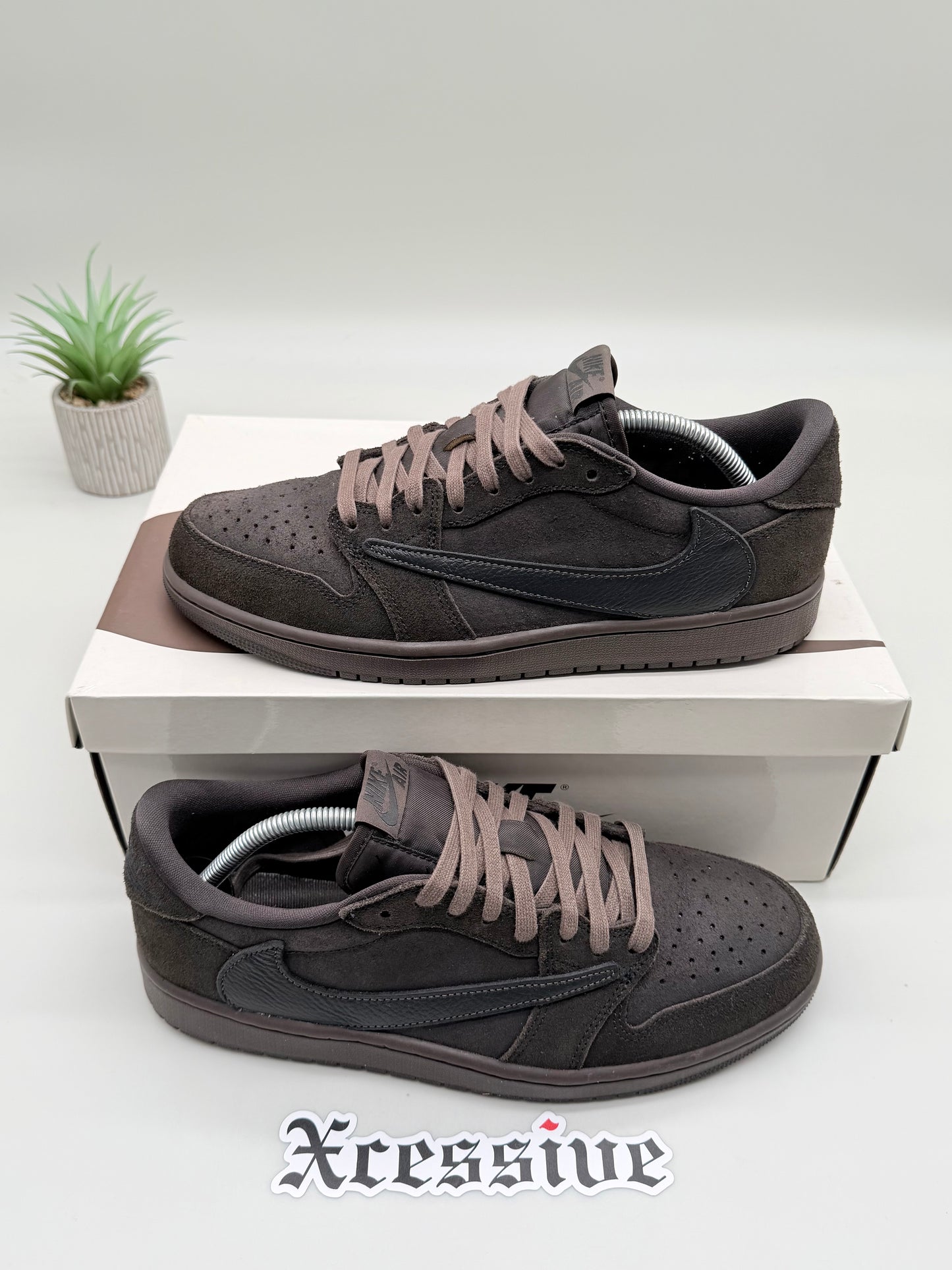 Jordan 1 Low Travis Scott Velvet