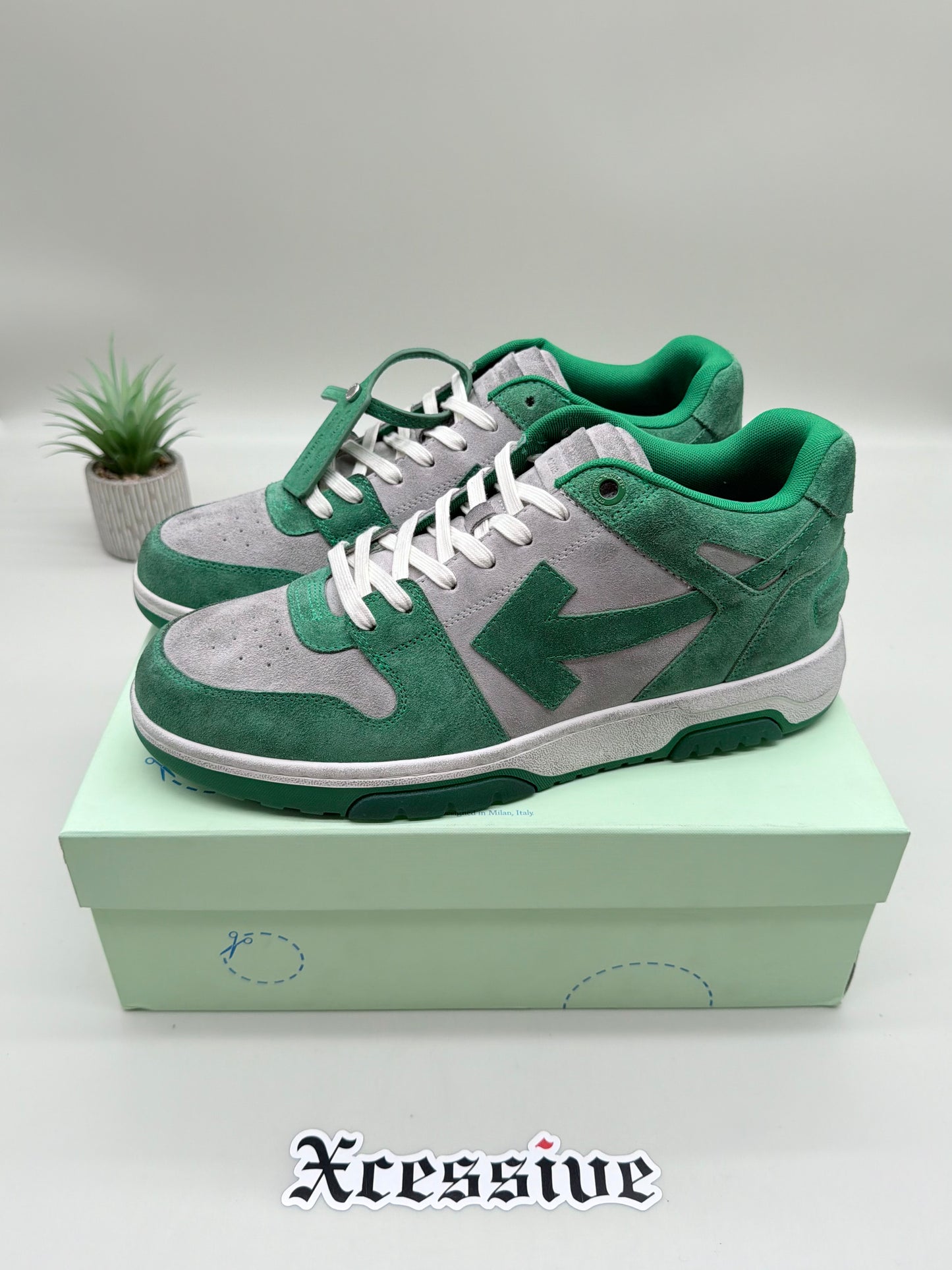 Off-White Out of Office Green Grey