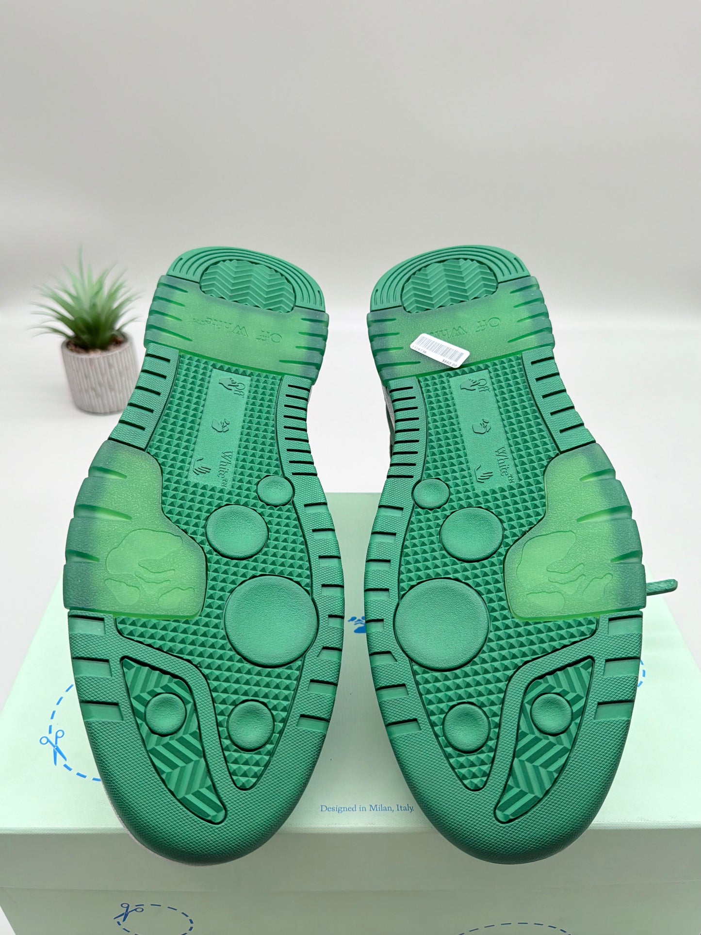 Off-White Out of Office Green Grey