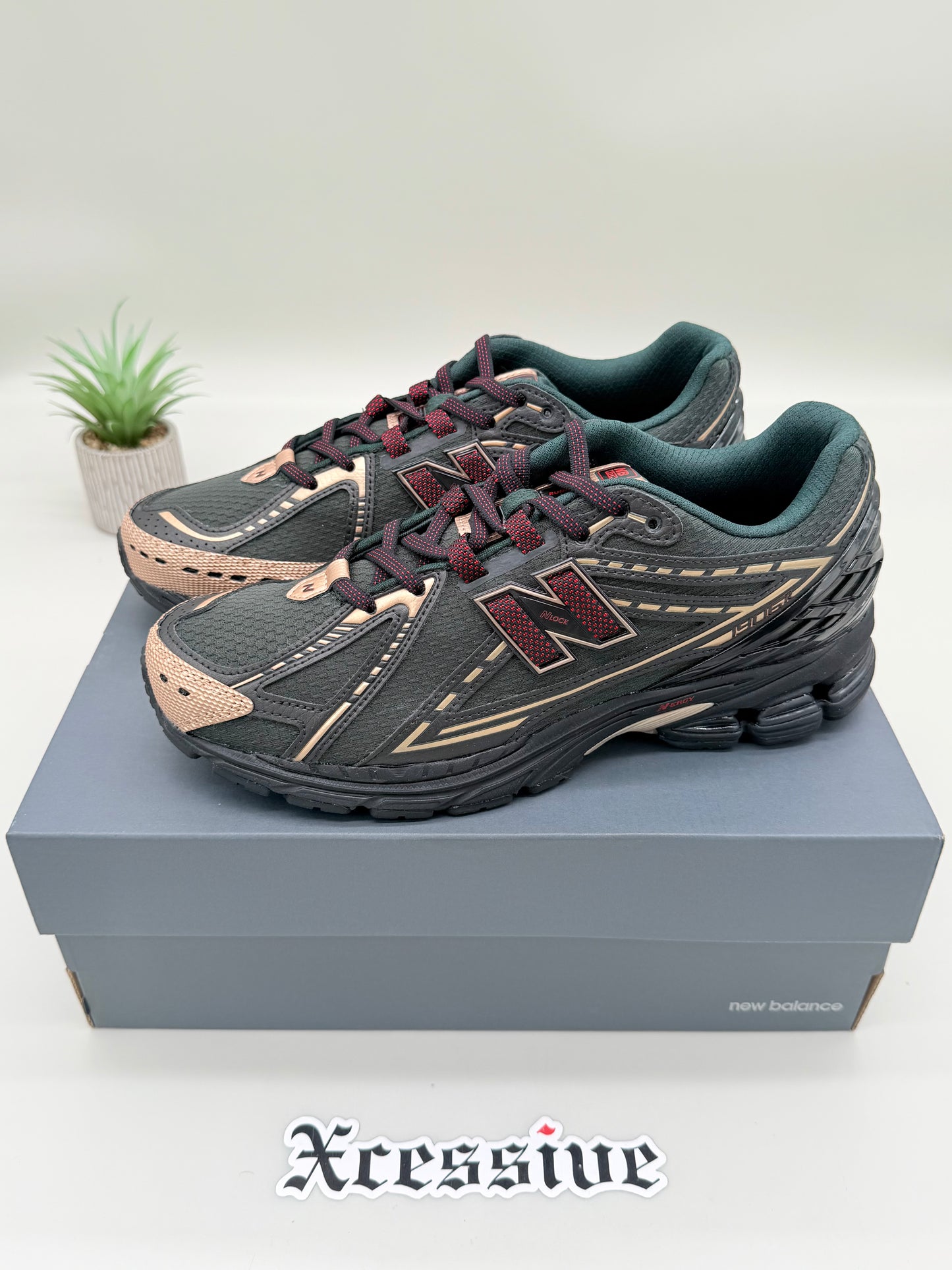 New Balance 1906R Kith Black