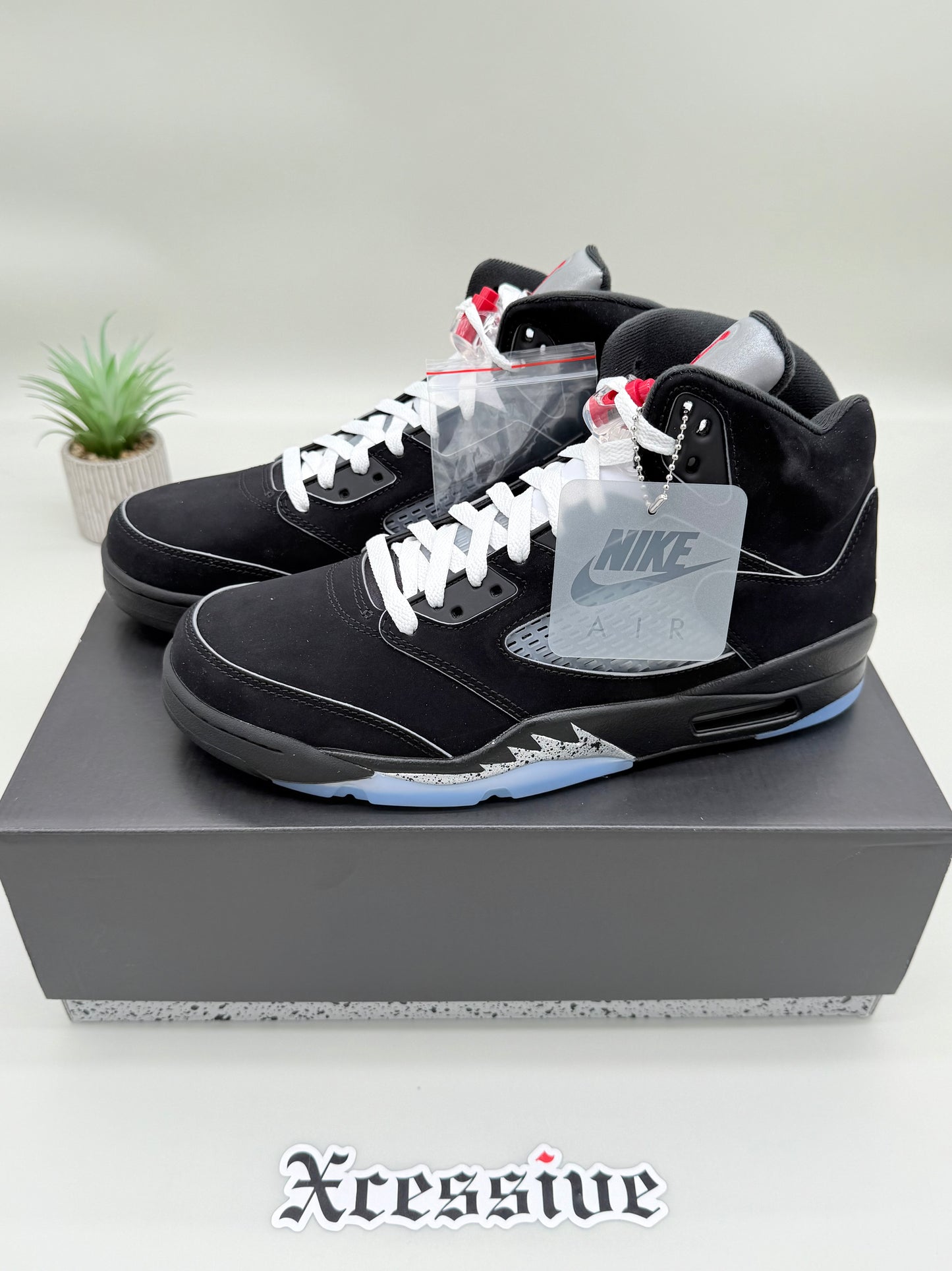 Jordan 5 Black Metallic Reimagined