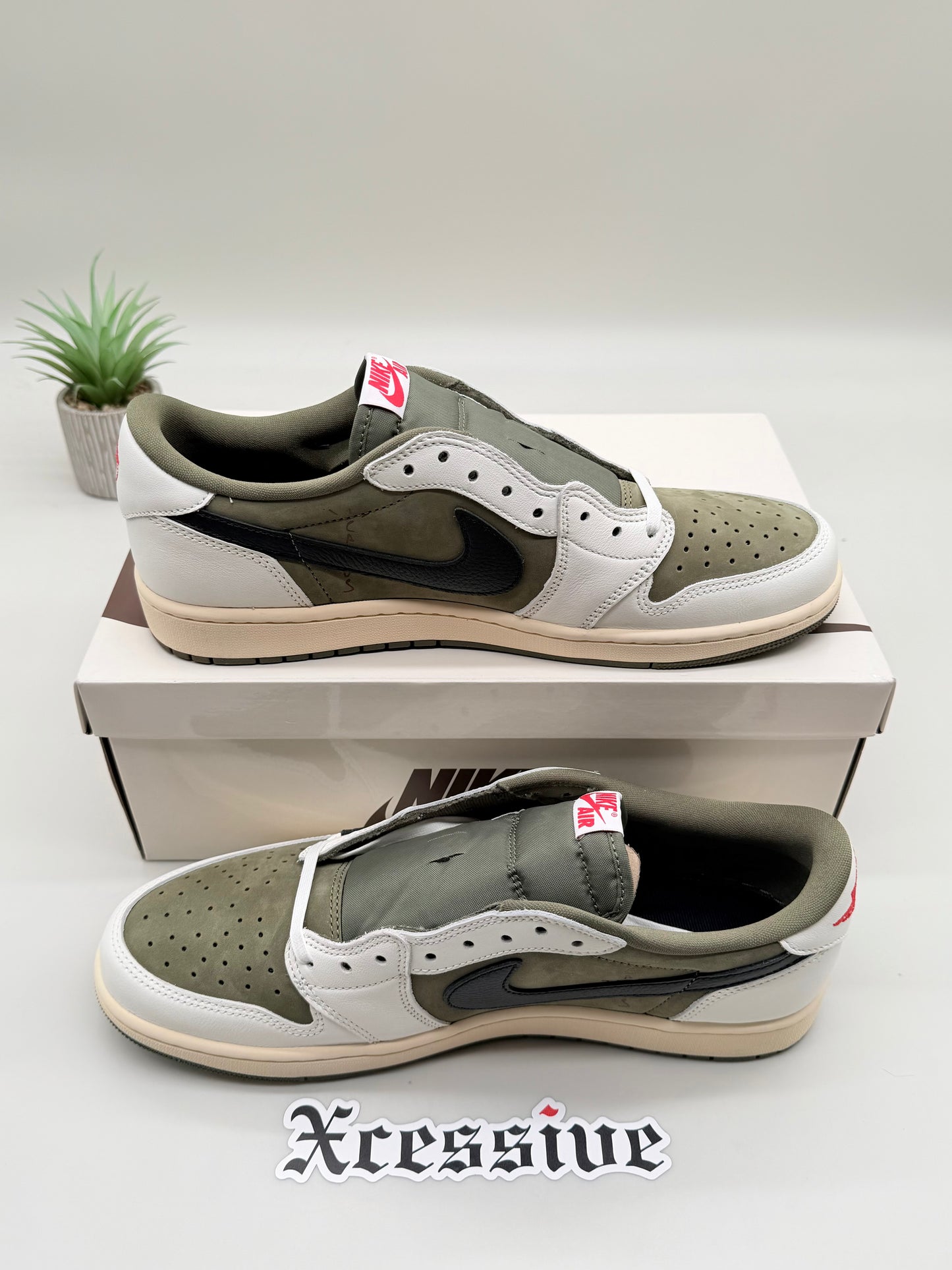 Jordan 1 Low Travis Scott Medium Olive