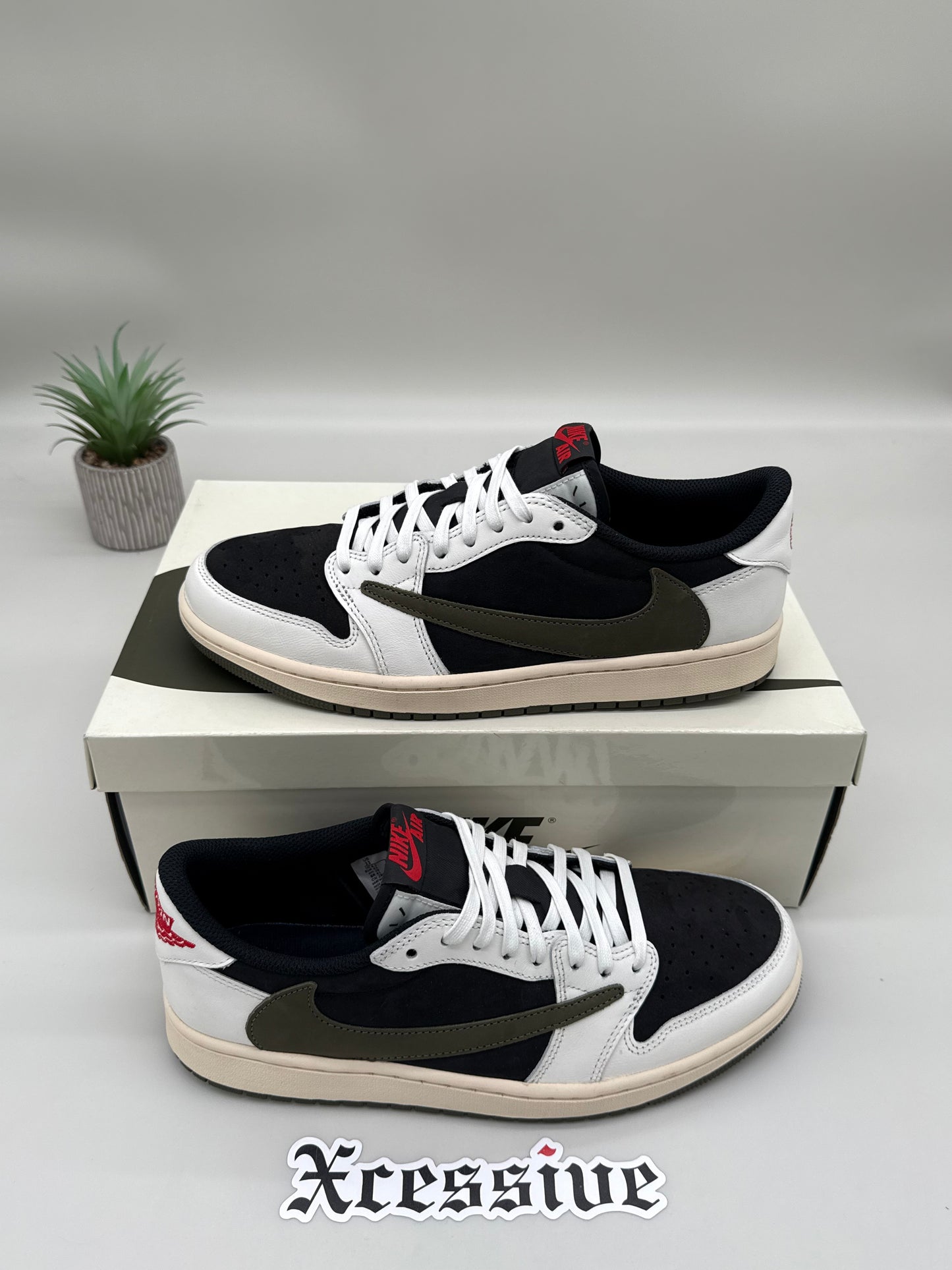 Jordan 1 Low Travis Scott Olive