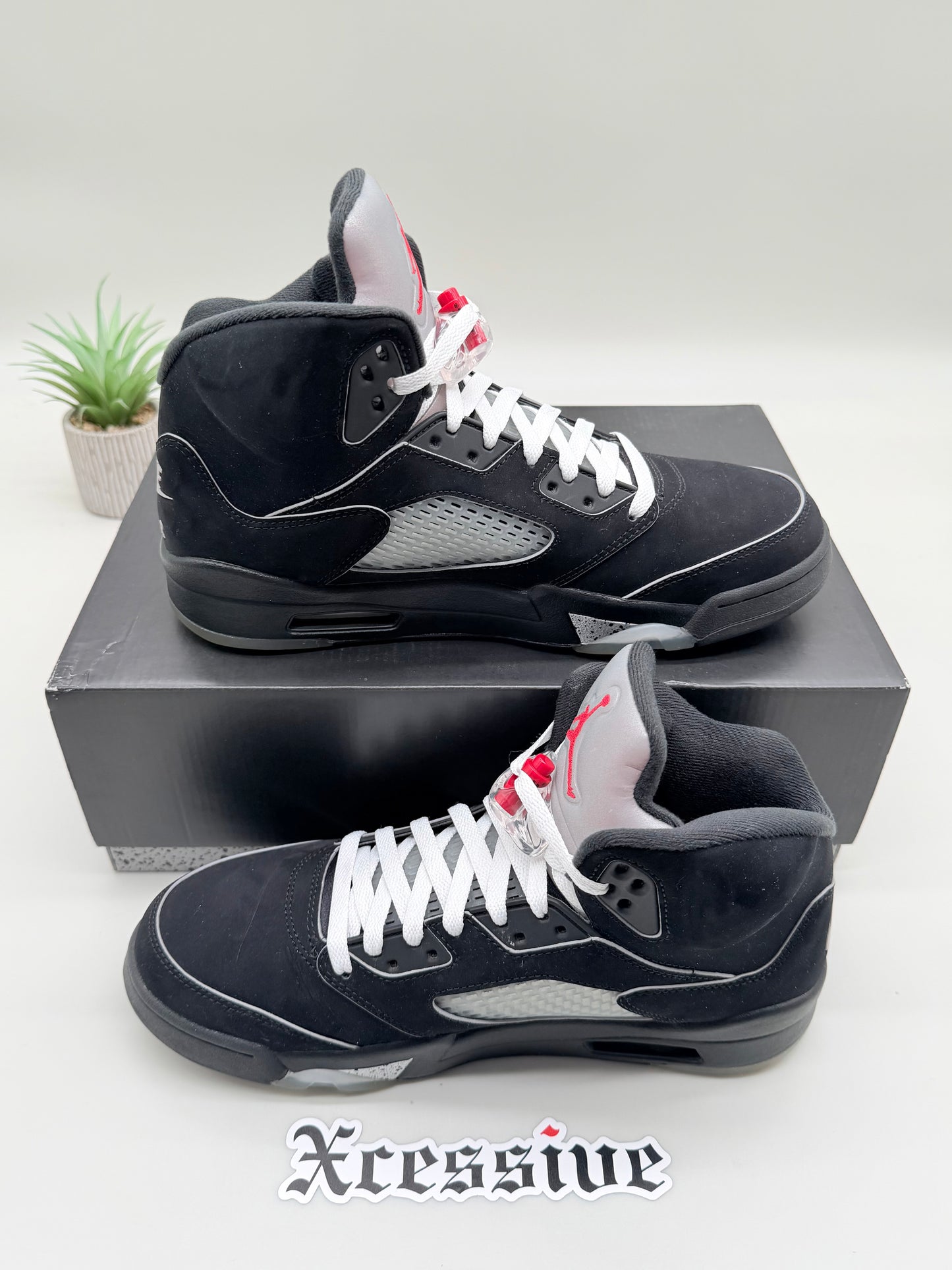 Jordan 5 Black Metallic Reimagined
