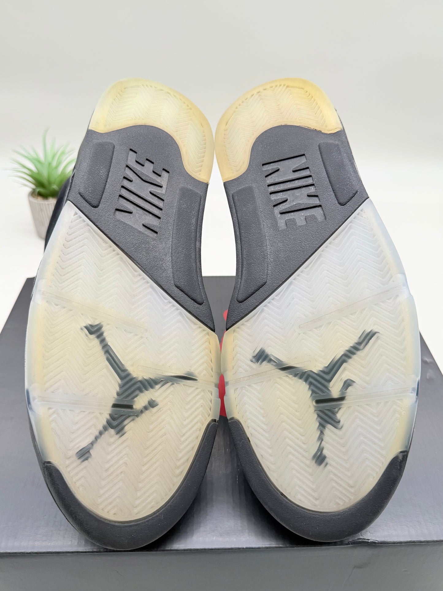 Jordan 5 Black Metallic Reimagined