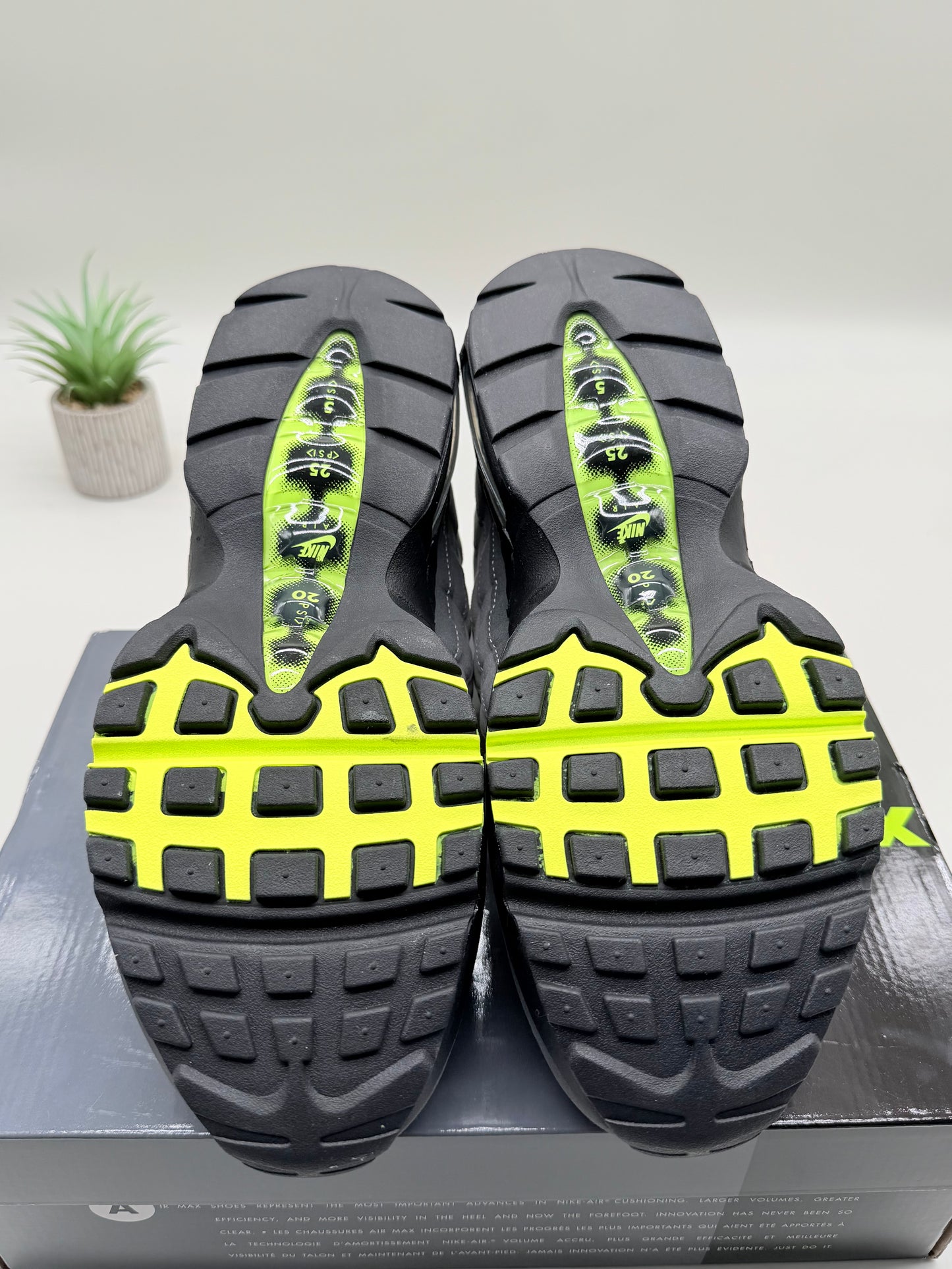Nike Air Max 95 Big Bubble Neon