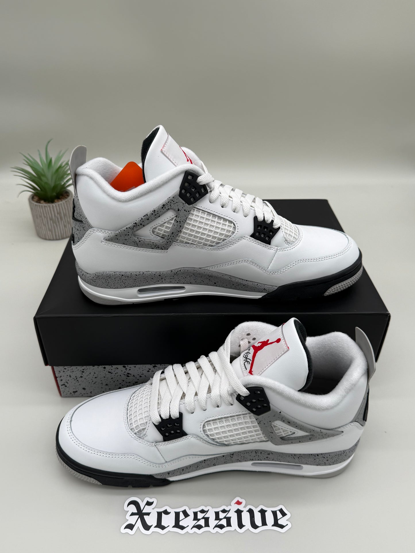 Jordan 4 White Cement