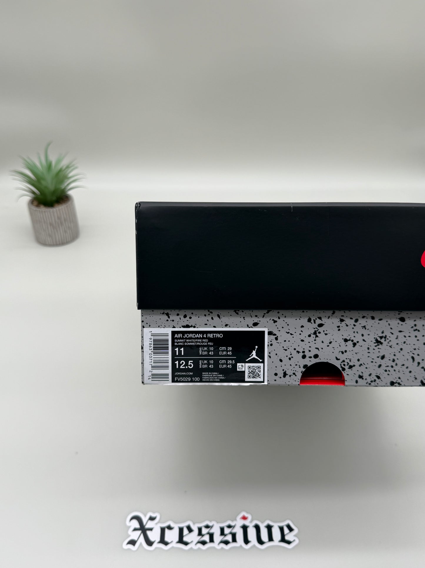 Jordan 4 White Cement