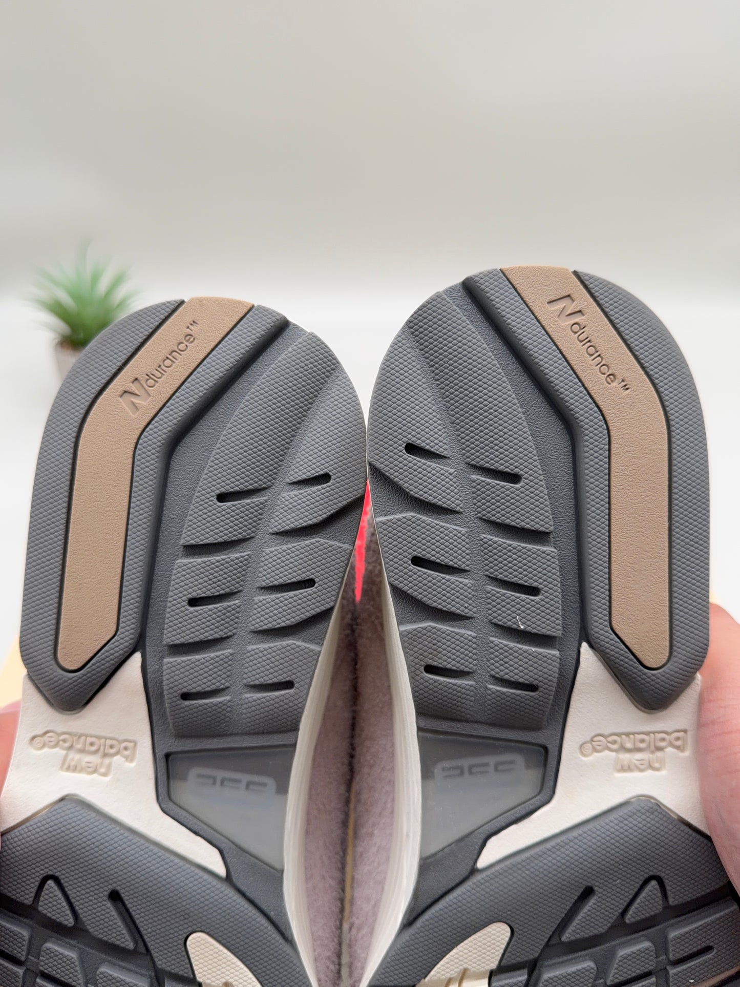 New Balance 992 Mushroom