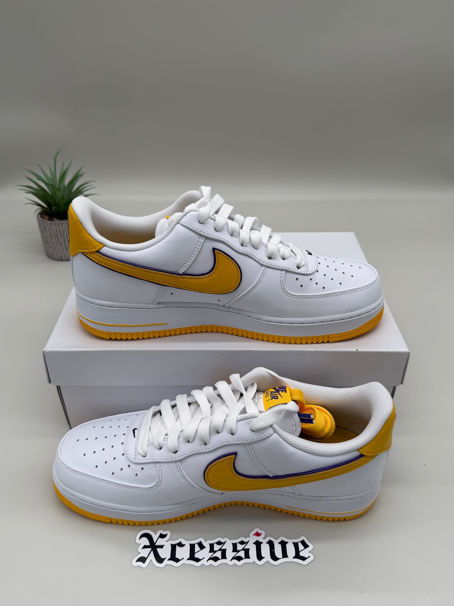 Nike Air Force 1 Kobe Lakers Home