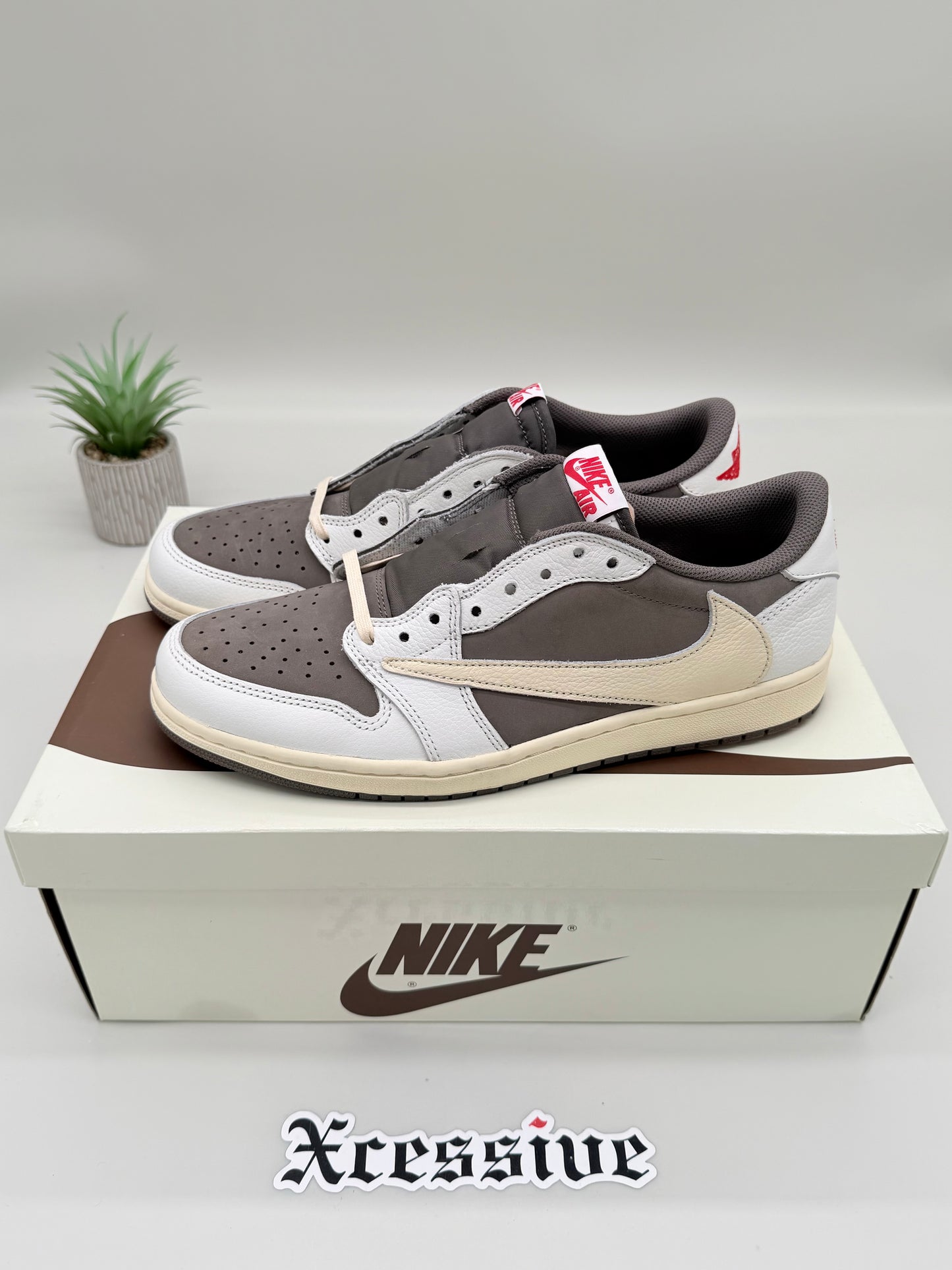Jordan 1 Low Travis Scott Reverse Mocha