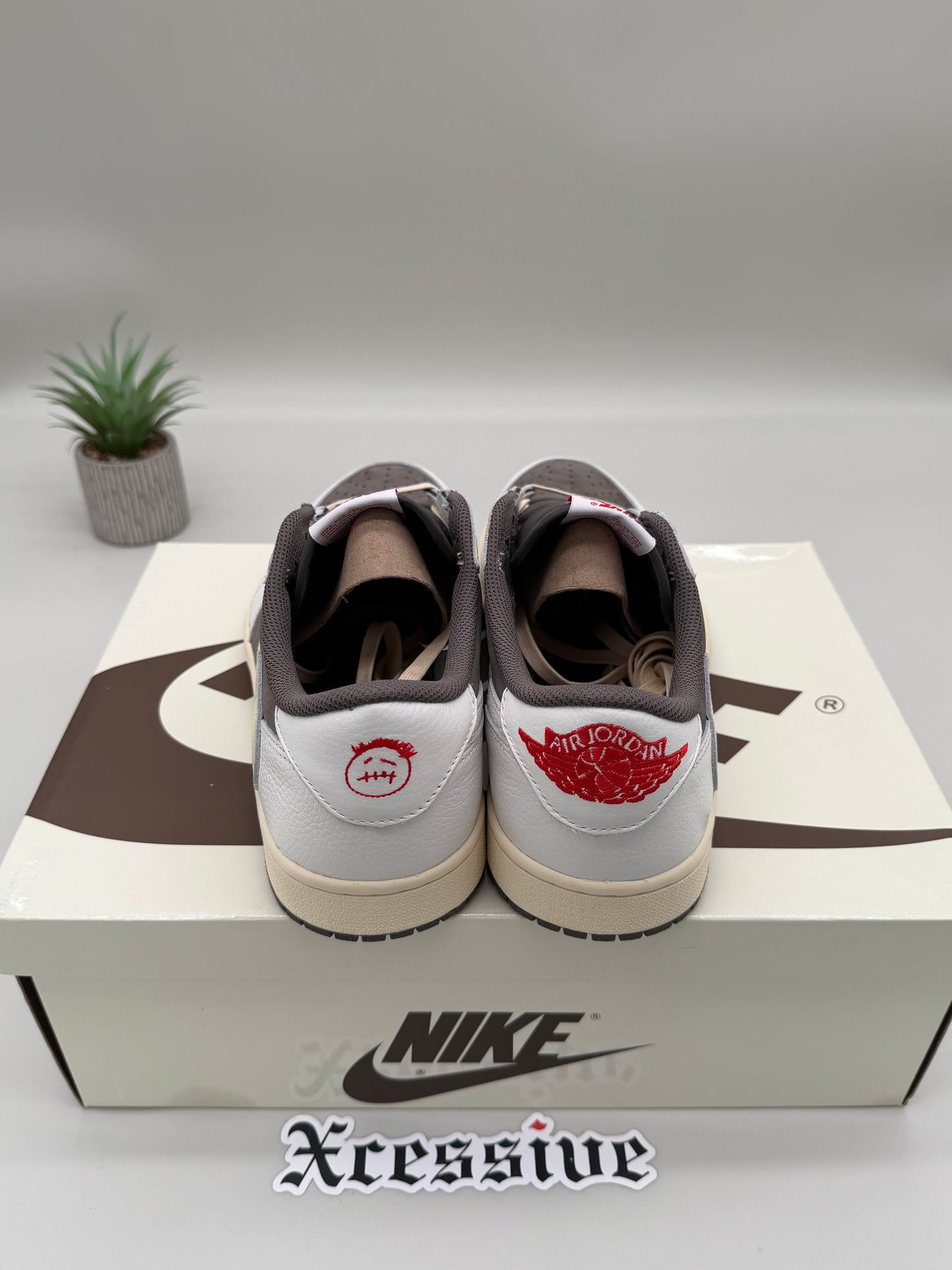 Jordan 1 Low Travis Scott Reverse Mocha