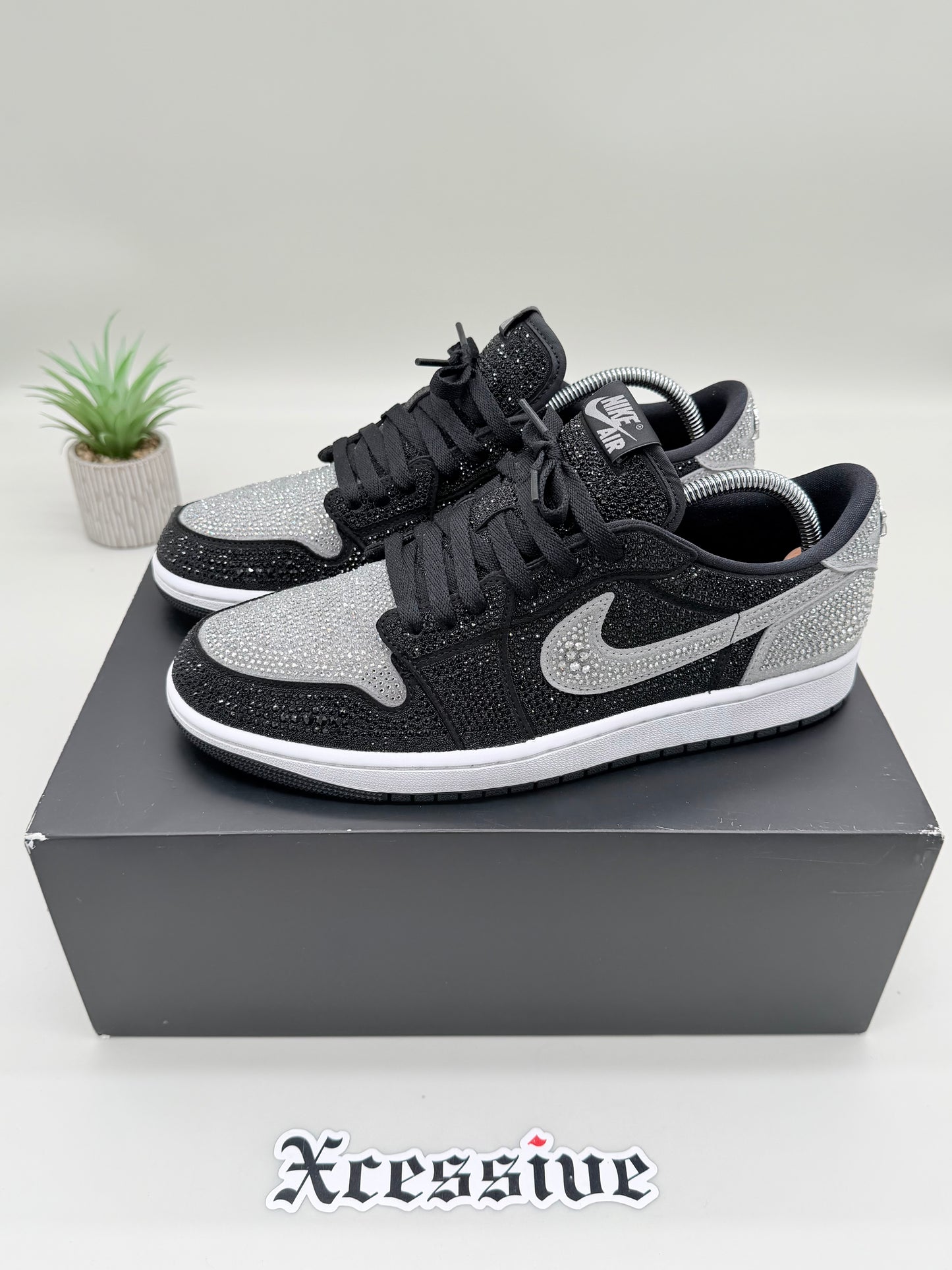 Jordan 1 Low Swarovski