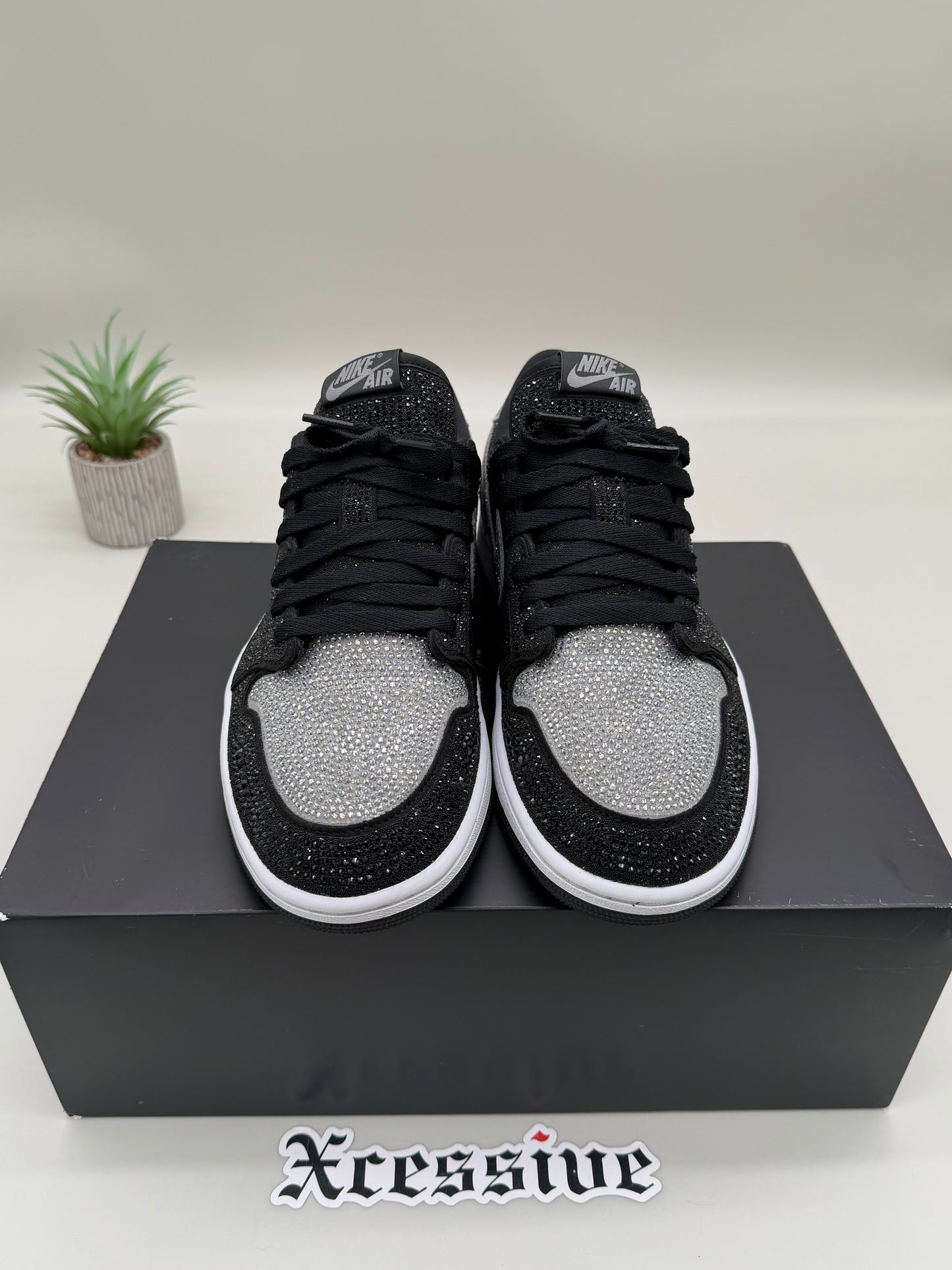 Jordan 1 Low Swarovski