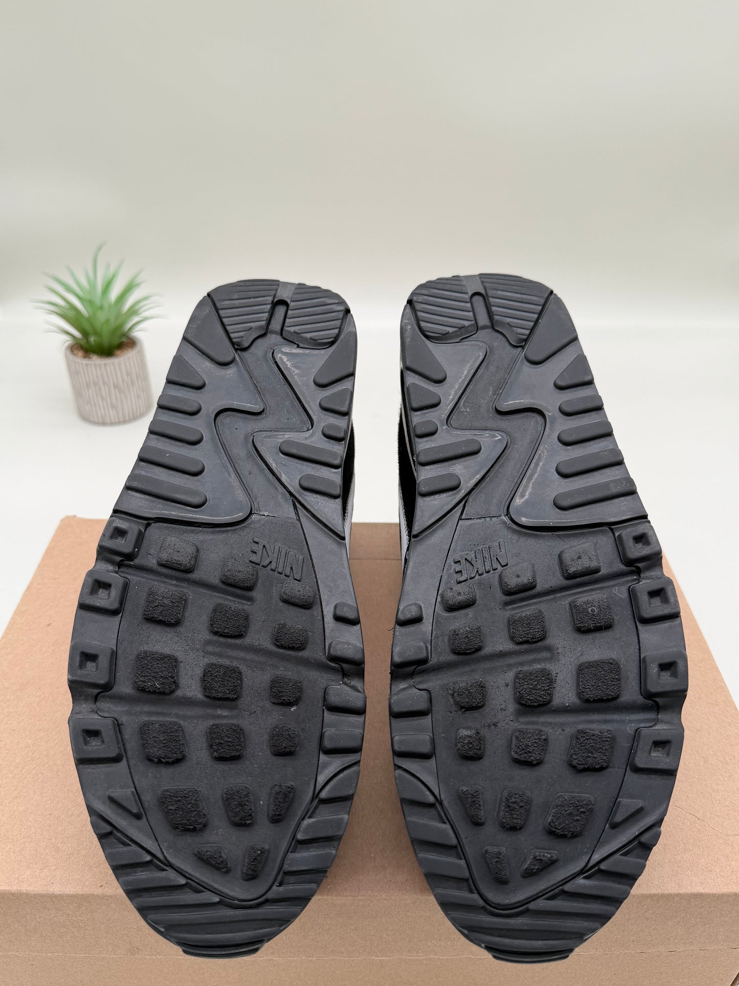 Off-White Nike Air Max 90 Black