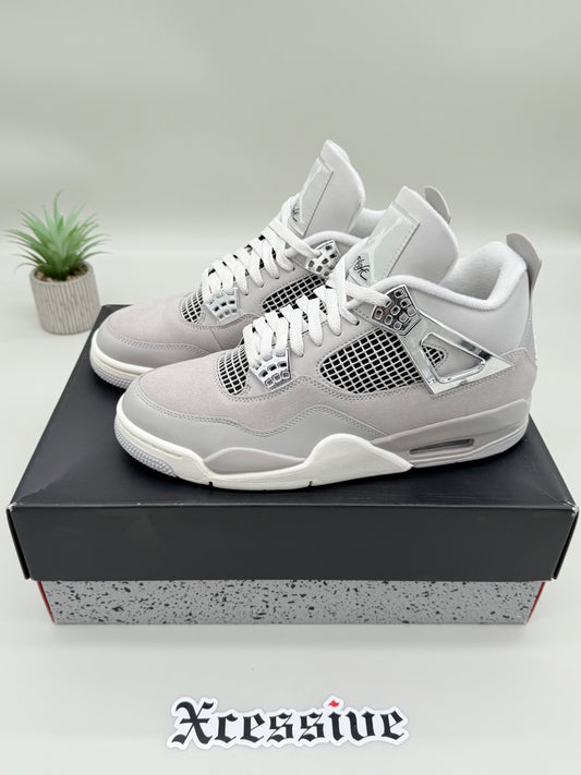 Jordan 4 Frozen Moments