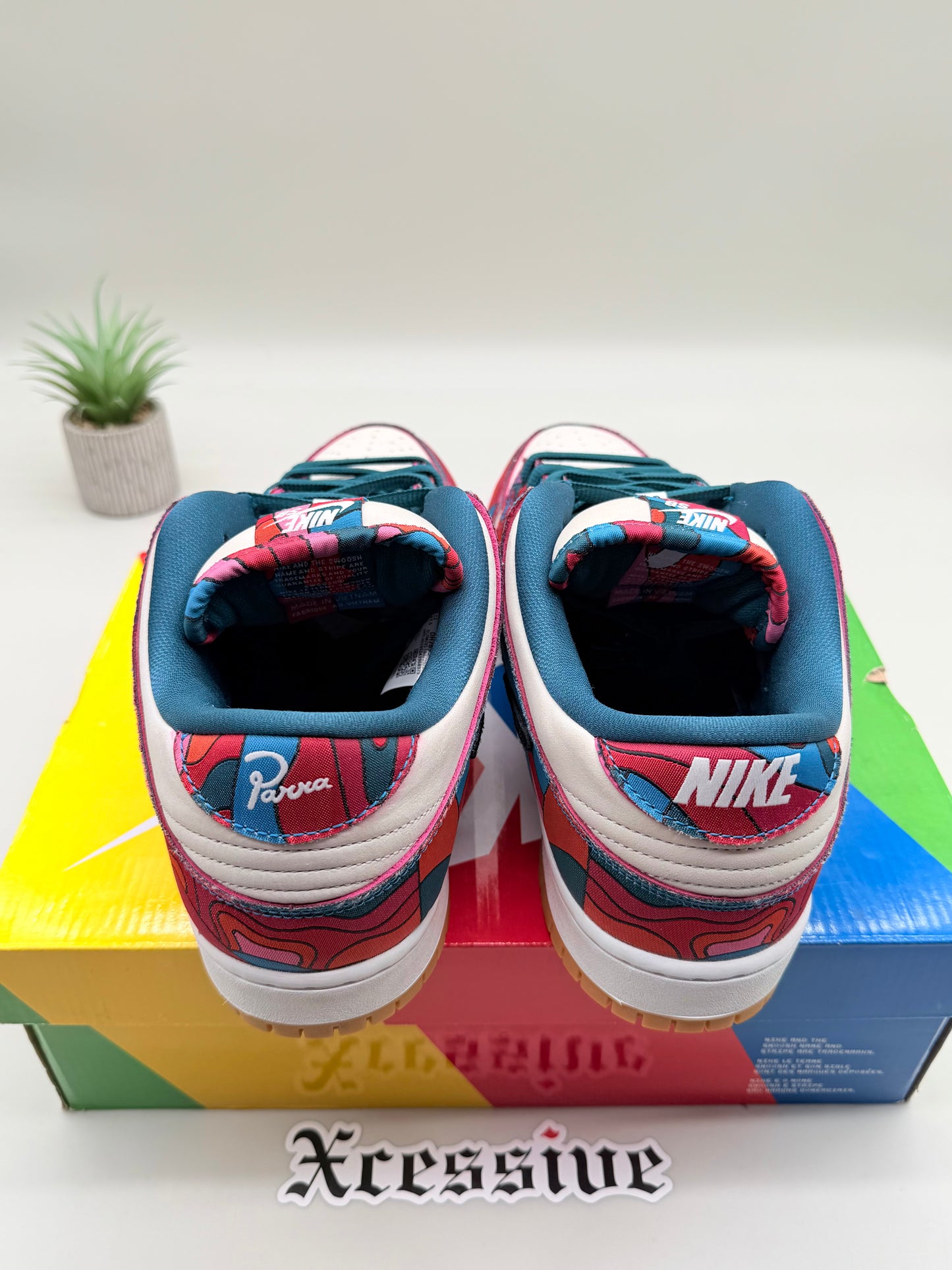 Nike SB Dunk Low Parra