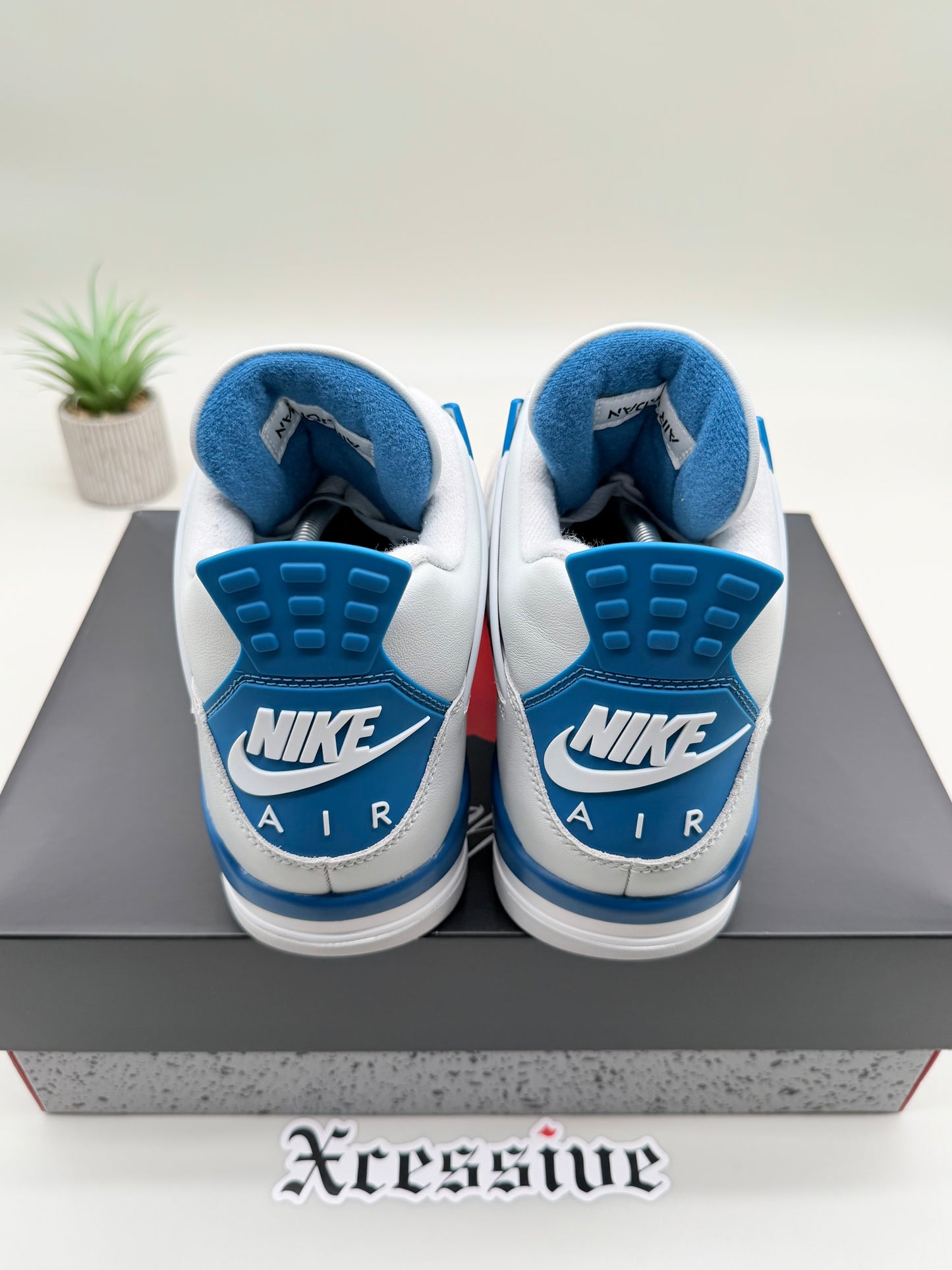 Jordan 4 Military Blue