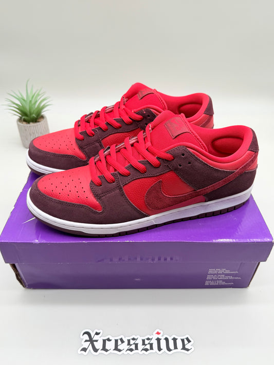 Nike SB Dunk Low Cherry