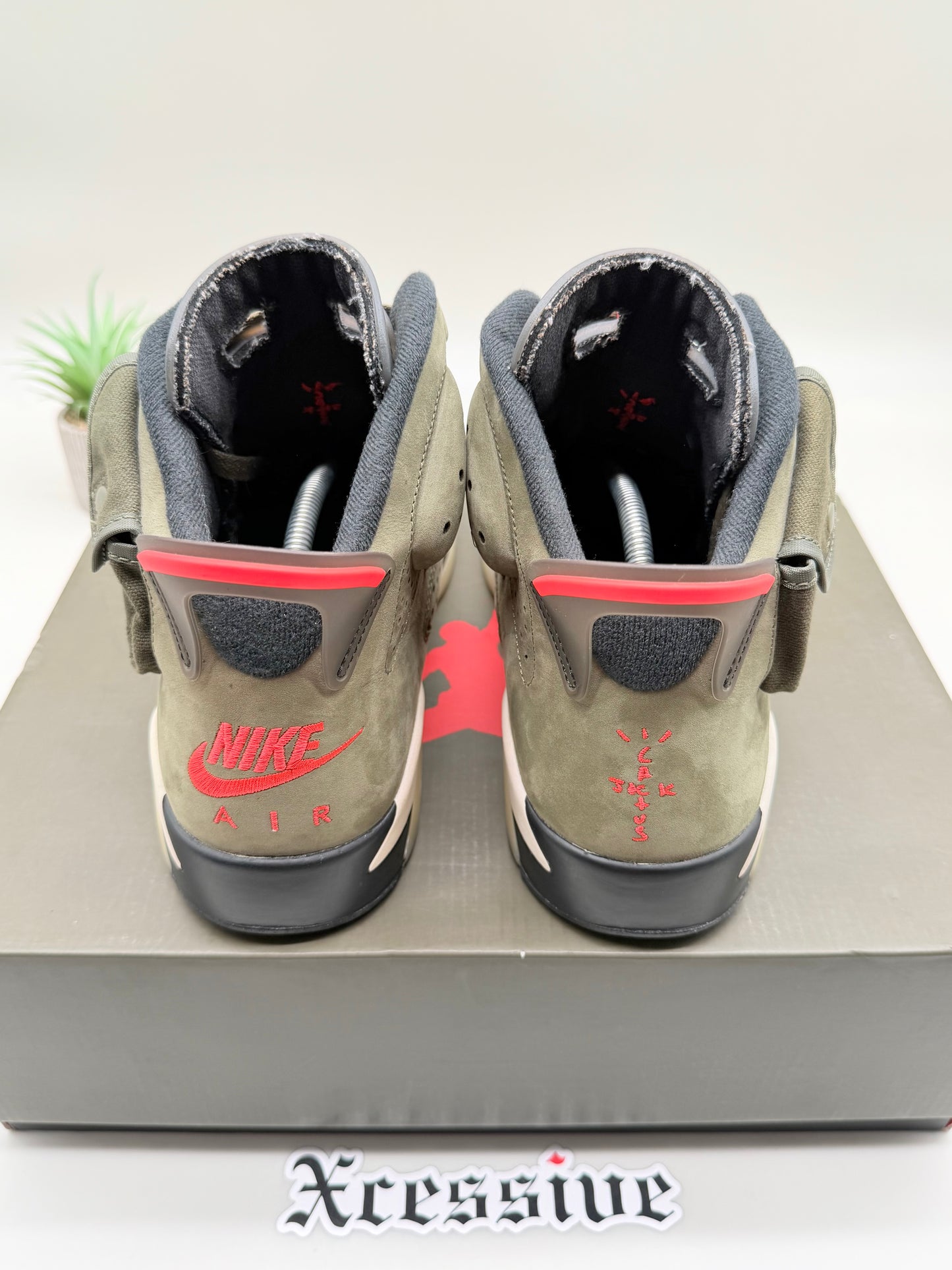 Jordan 6 Travis Scott Olive