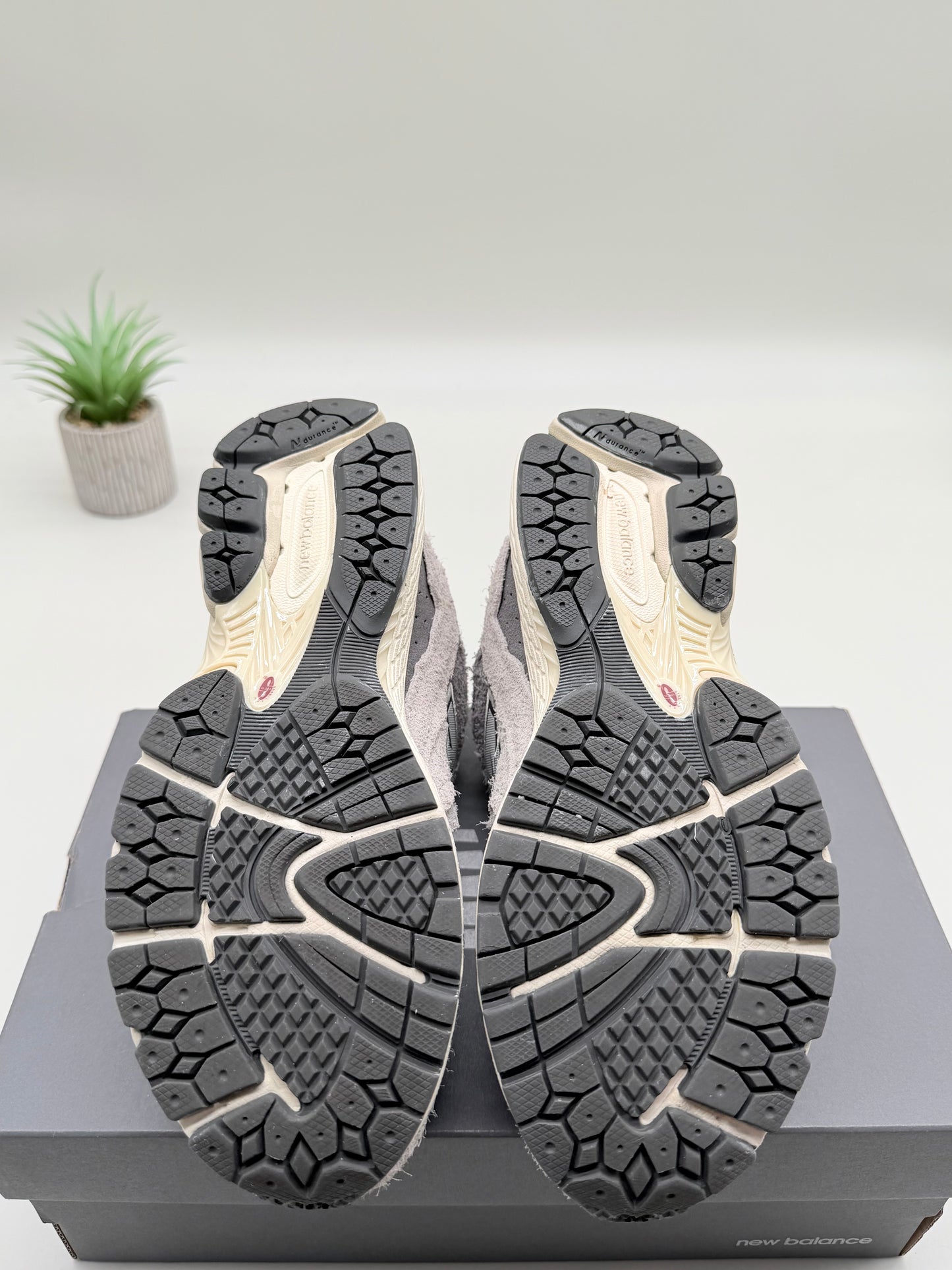 New Balance 2002r Protection Pack Rain Cloud